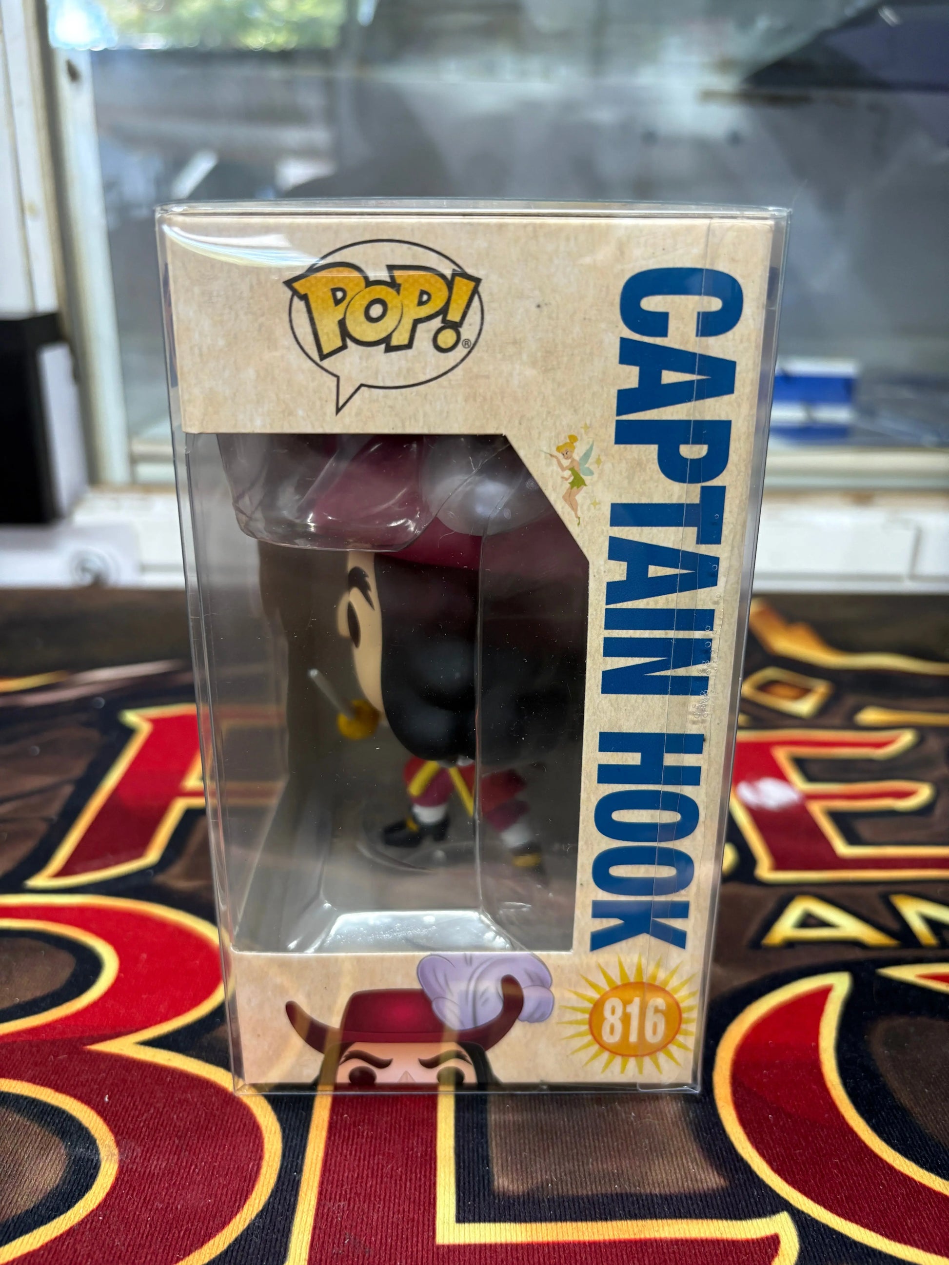 Disney Funko Pop - Captain Hook - Disneyland 65th - No. 816 FRENLY BRICKS - Open 7 Days