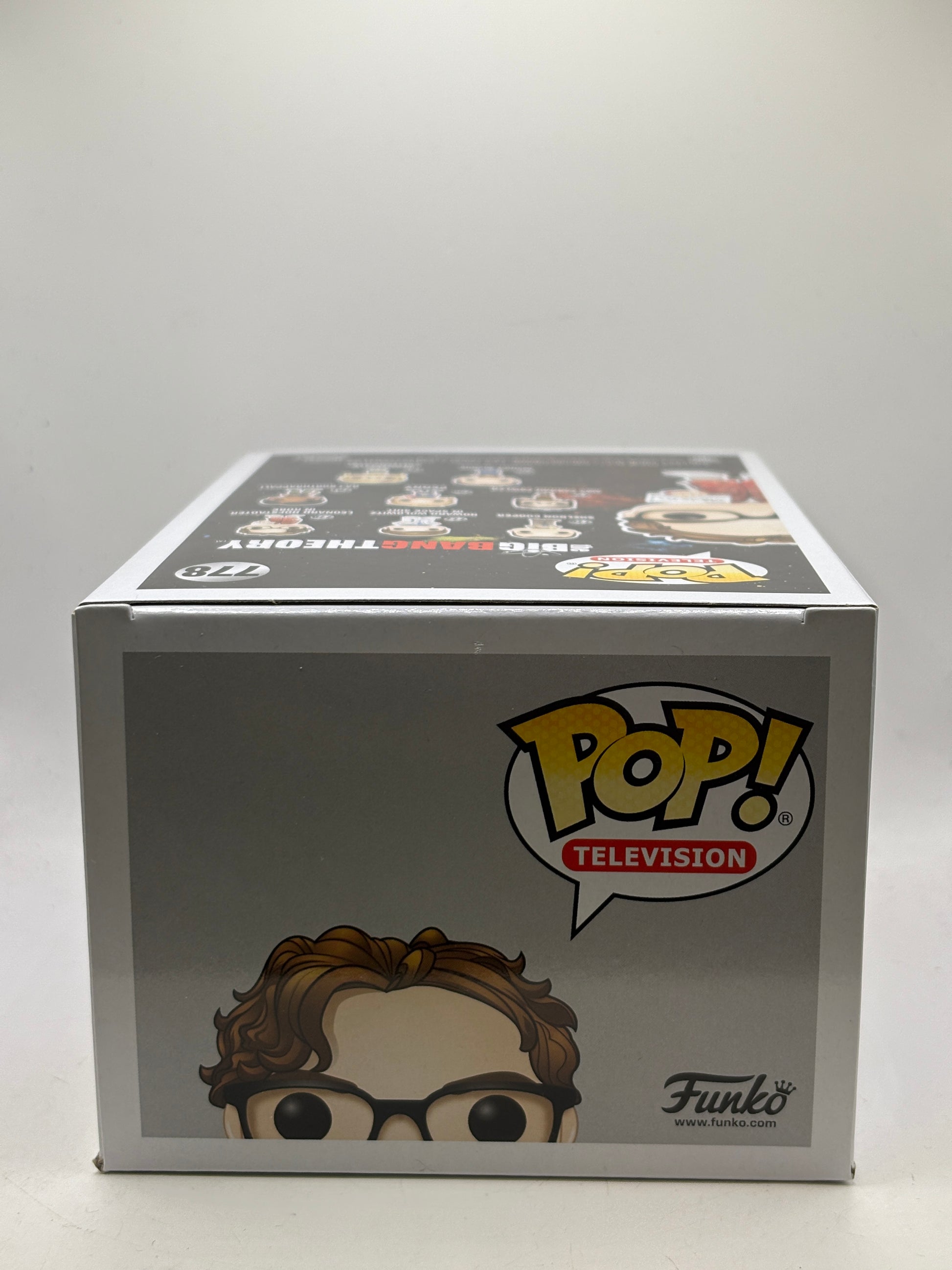 Funko POP! Television The Big Bang Theory #778 Leonard Hofstadter in Robe image 5