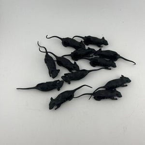 Plastic Spider Ring and Rubber Rat Halloween loose lot 50 piece +combinedshipping FRENLY BRICKS - Open 7 Days