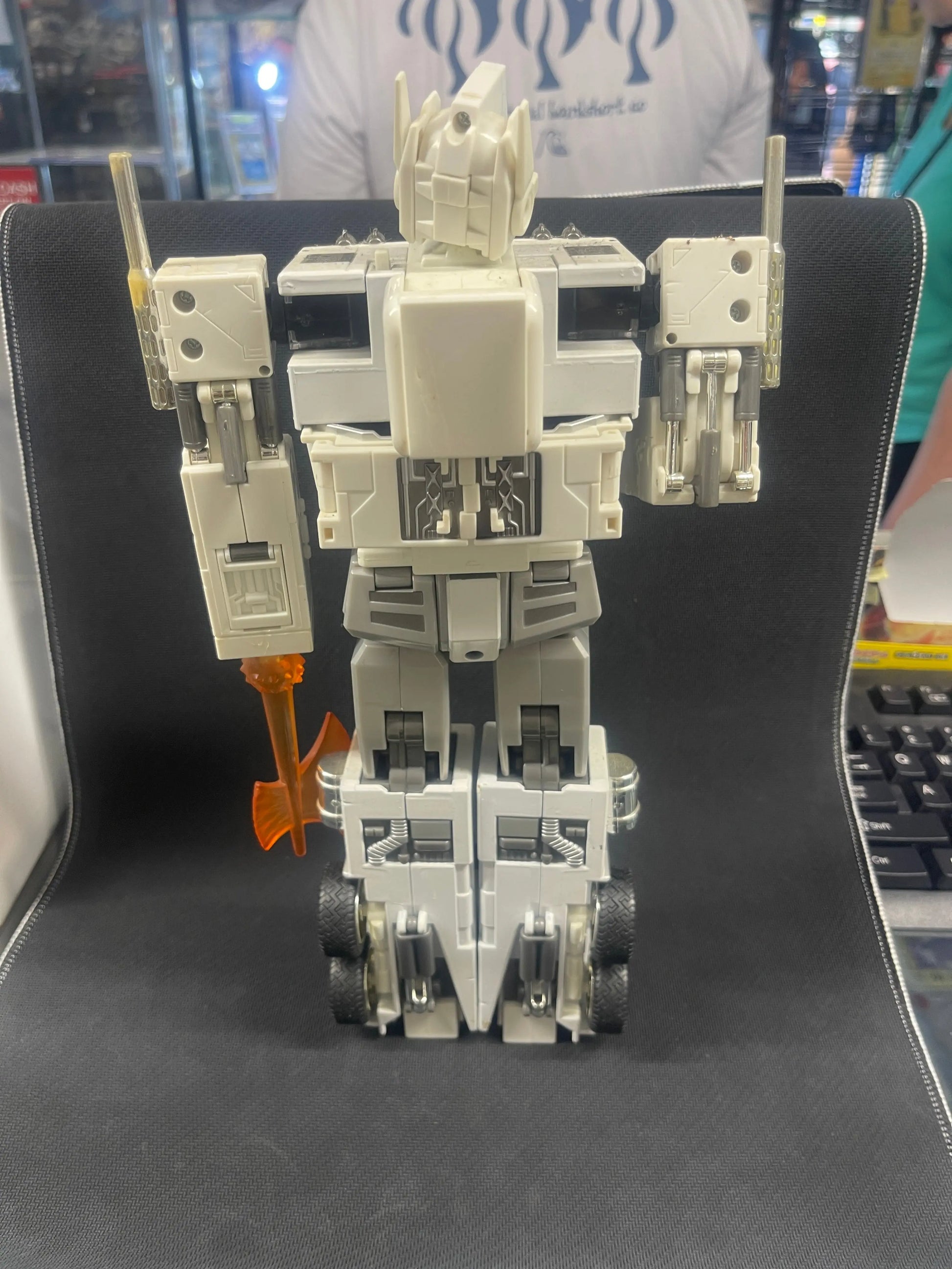 Takara Tomy Transformers Master Piece MP-2 Ultra Magnus Figure - Cybertron City FRENLY BRICKS - Open 7 Days