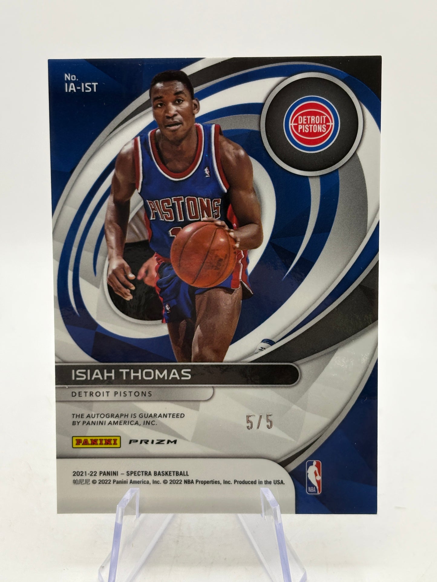 2021-22 Panini Spectra Basketball IA-IST Isiah Thomas Icons Auto 5/5