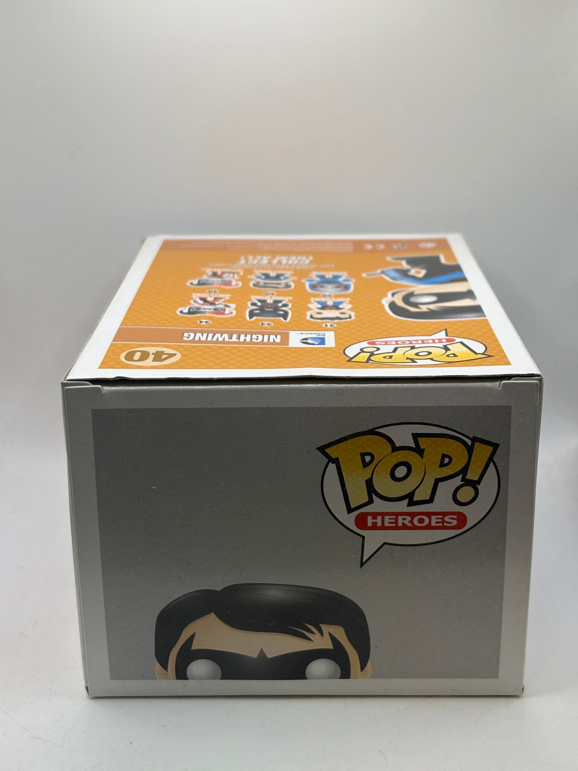 Funko POP! Heroes DC Comics #40 Nightwing Vinyl Figure image 5