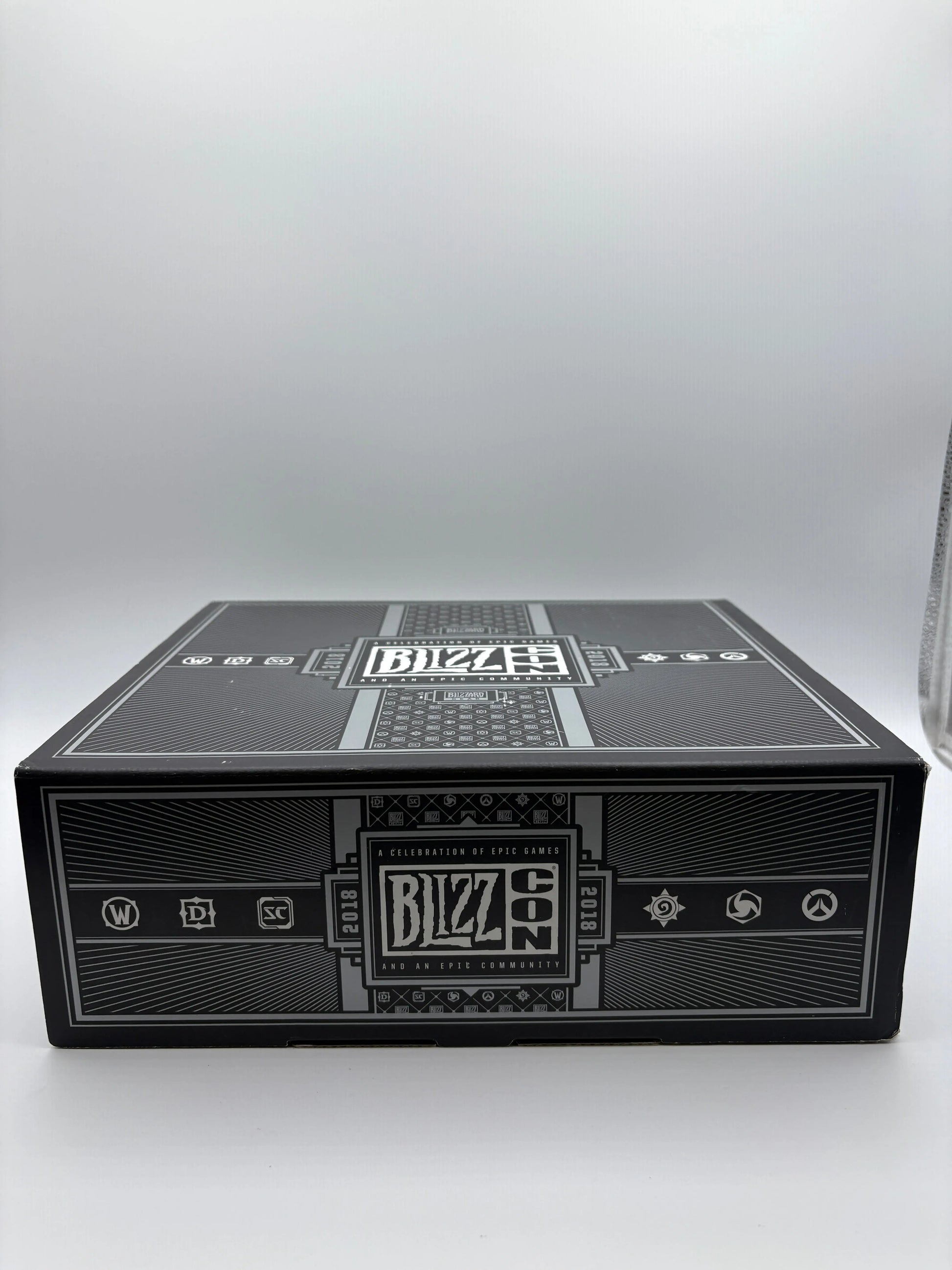Blizzcon Exclusive 2018 UNOPENED Goody Bag/Box Set Blizzard Rare Collectible New FRENLY BRICKS - Open 7 Days