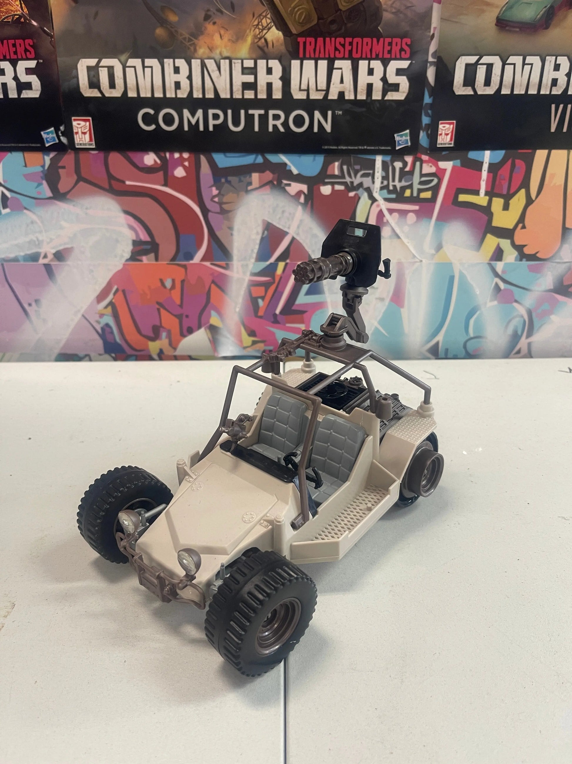 STARGATE ALL TERRAIN CRUISER A.W.E STRIKER (1995) AS IS FRENLY BRICKS - Open 7 Days