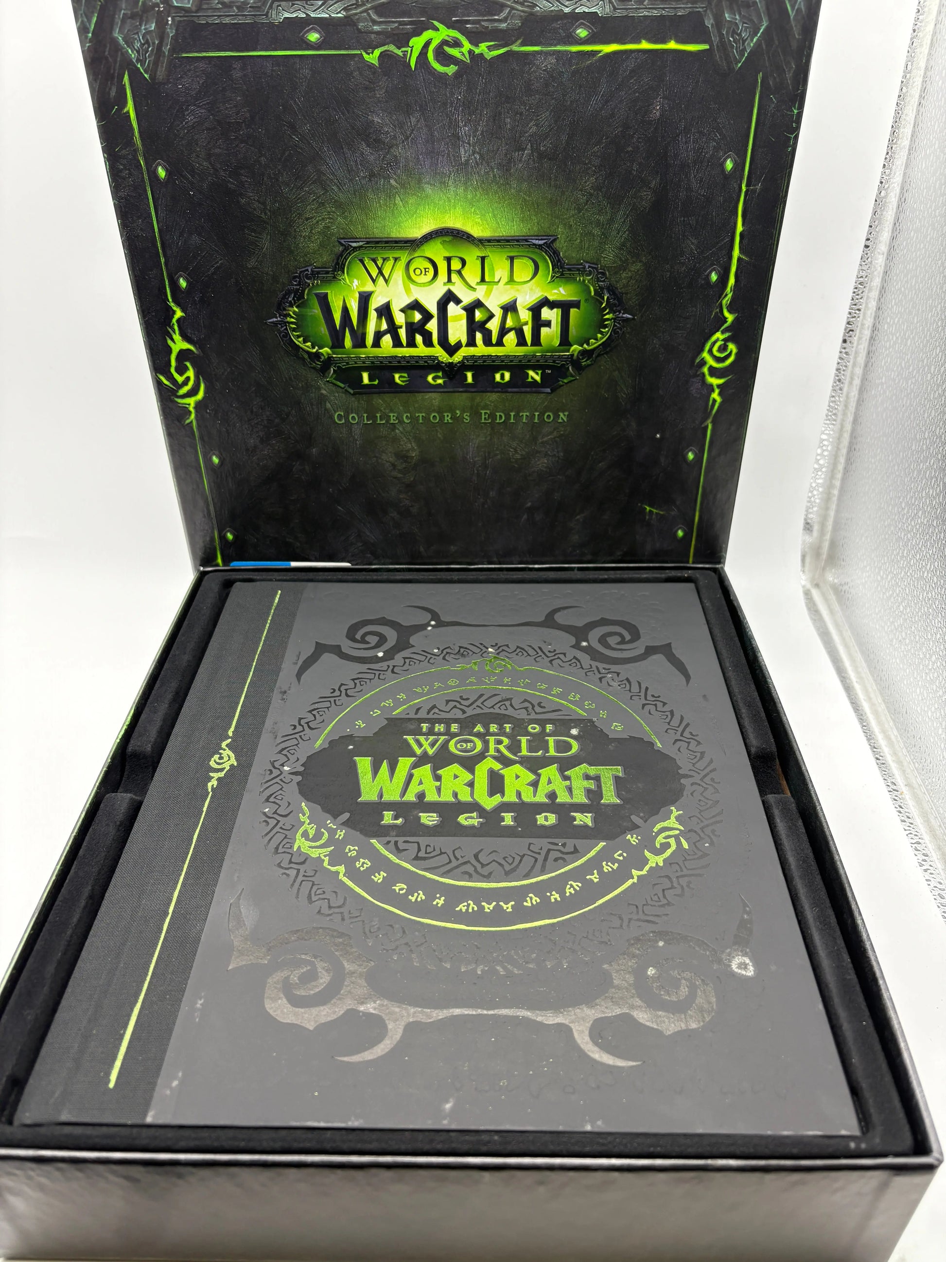World Of Warcraft Legion Collectors Edition - Complete FRENLY BRICKS - Open 7 Days