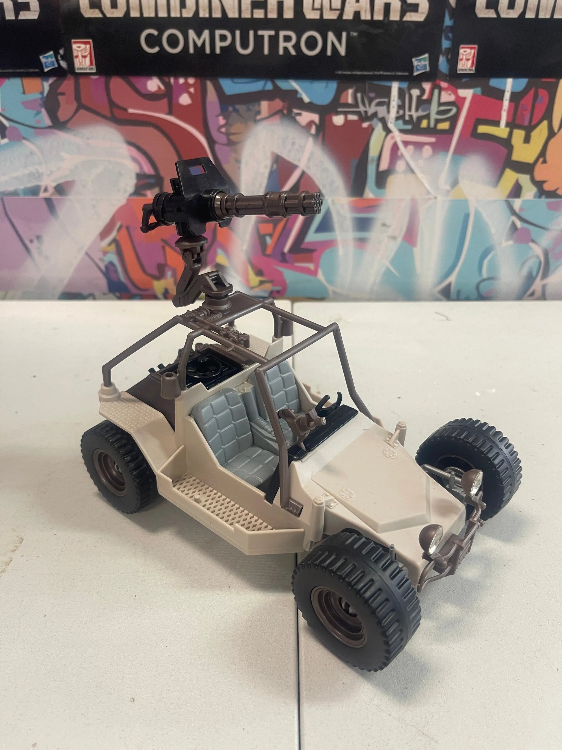 STARGATE ALL TERRAIN CRUISER A.W.E STRIKER (1995) AS IS FRENLY BRICKS - Open 7 Days