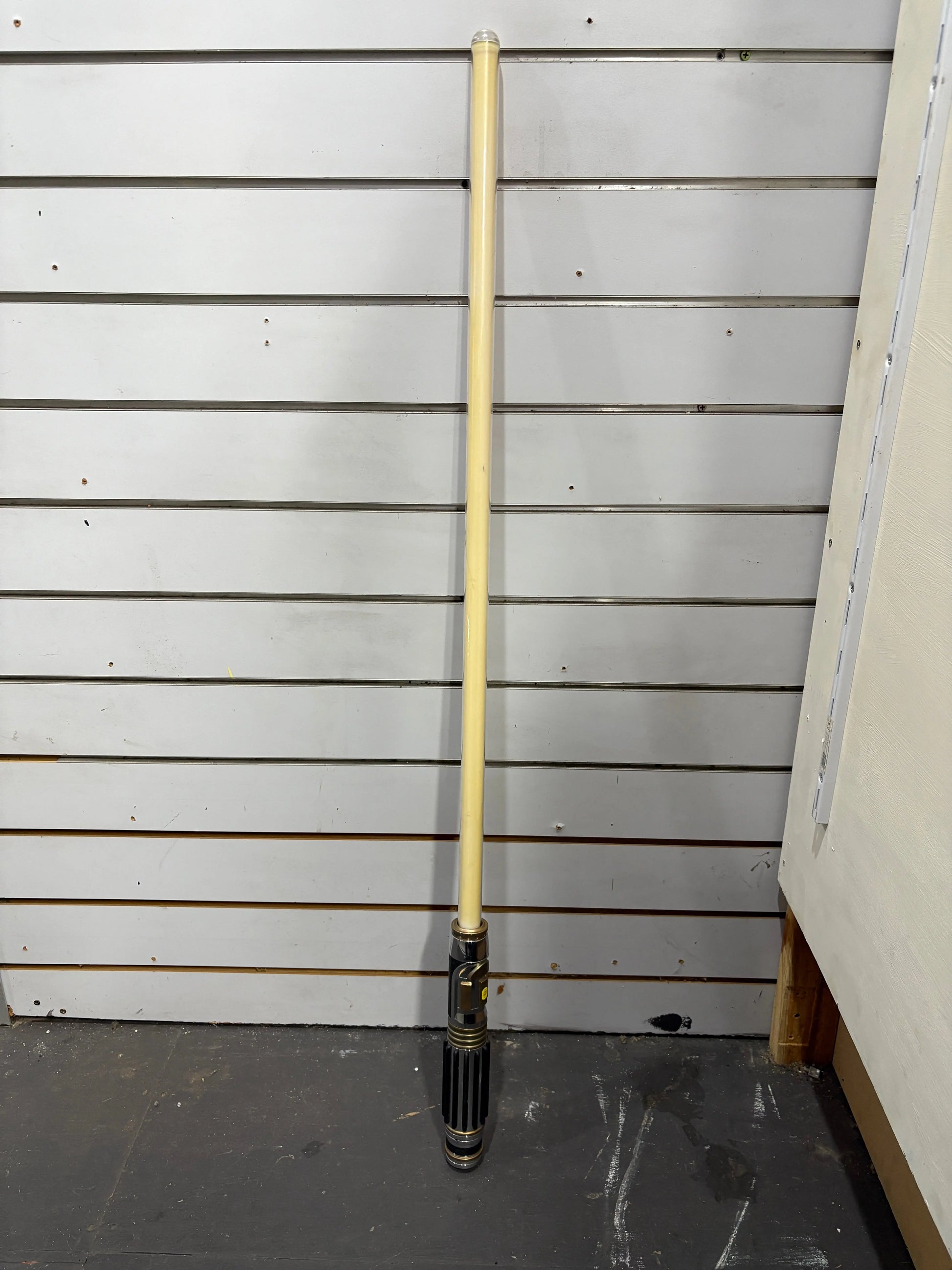 2004 Lucasfilm Master Replicas Mace Windu Light Saber (tested & working) FRENLY BRICKS - Open 7 Days