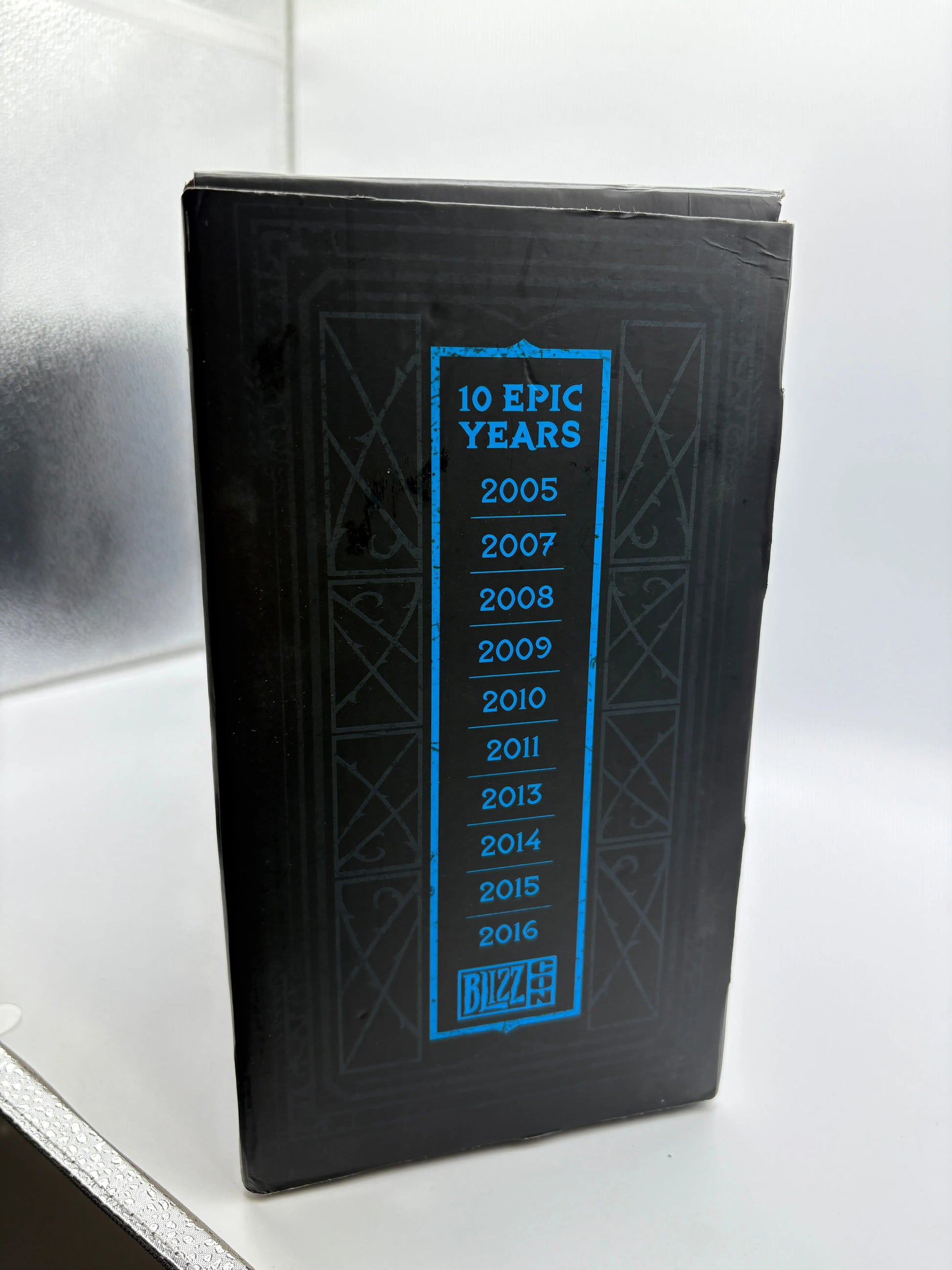 Unused & Complete - Blizzard Blizzcon 2016 Goodie Bag Box FRENLY BRICKS - Open 7 Days