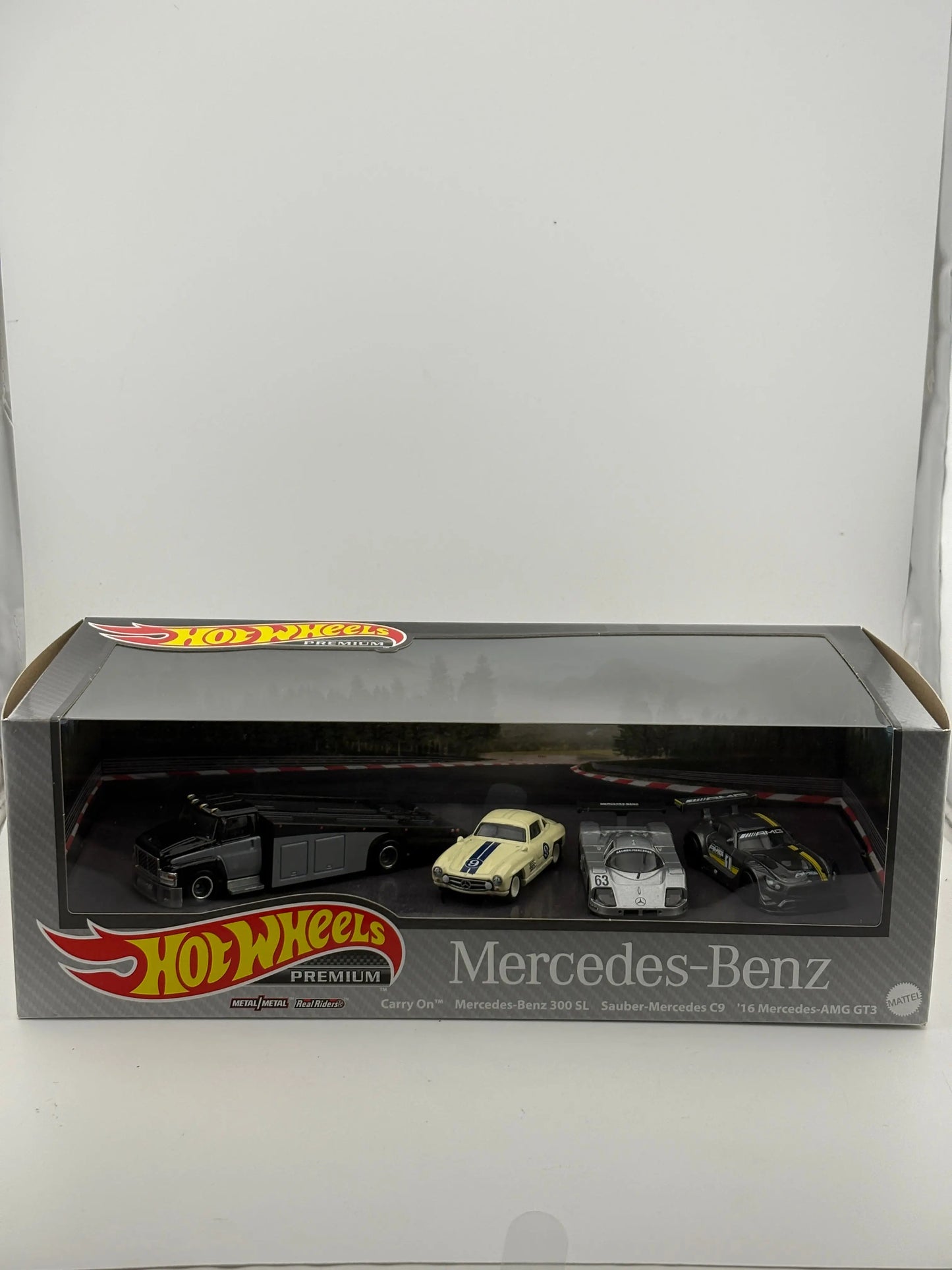 Hot Wheels Premium Mercedes-Benz Carry On 4 Pack New FRENLY BRICKS - Open 7 Days