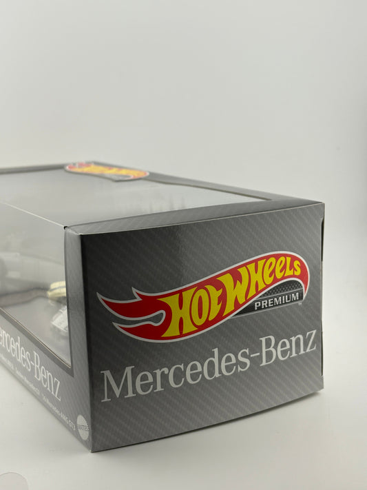 Hot Wheels Premium Mercedes-Benz Carry On 4 Pack New FRENLY BRICKS - Open 7 Days