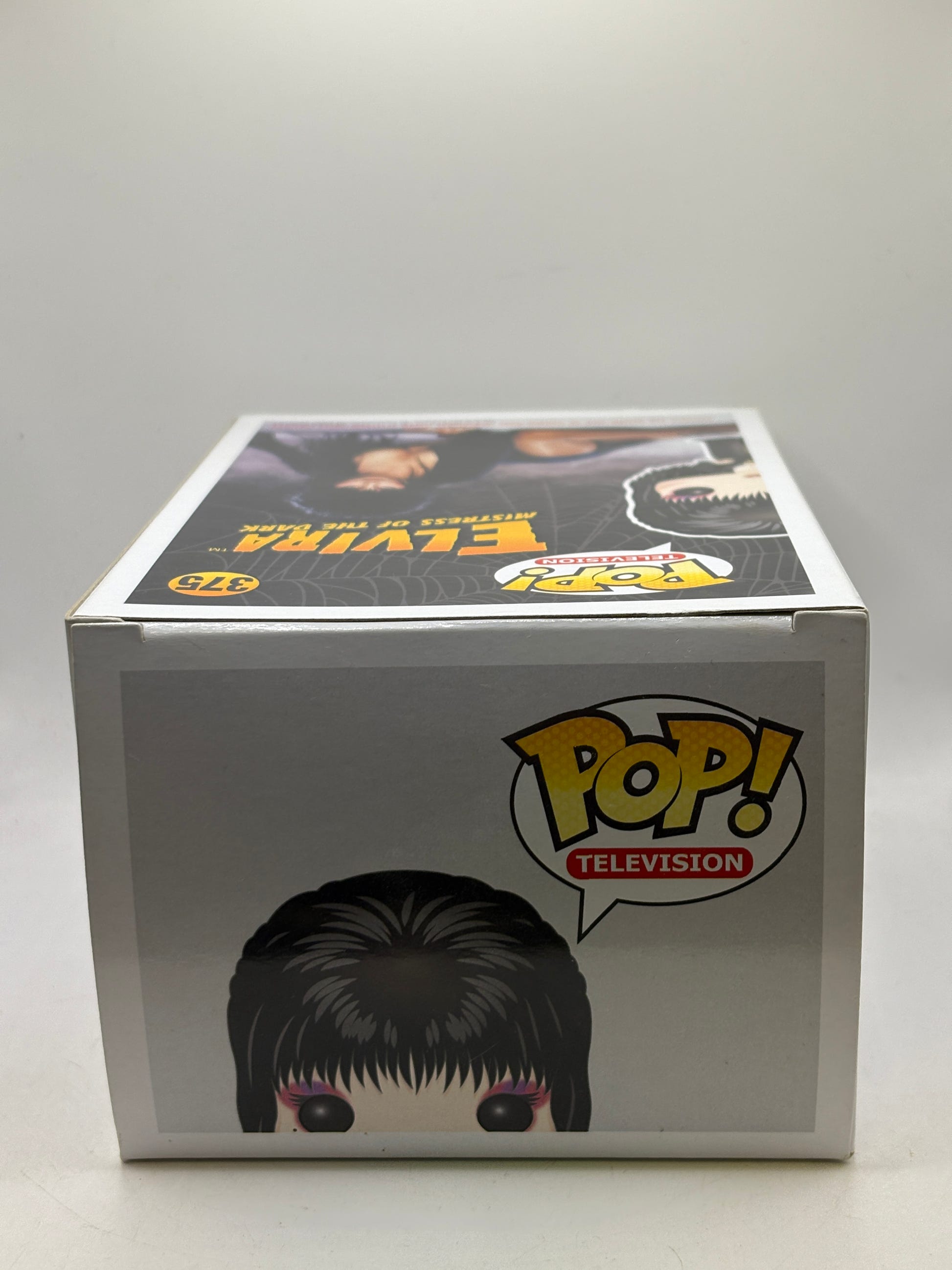 Funko POP! Television Elvira #375 Elvira Vinyl Figure image 5