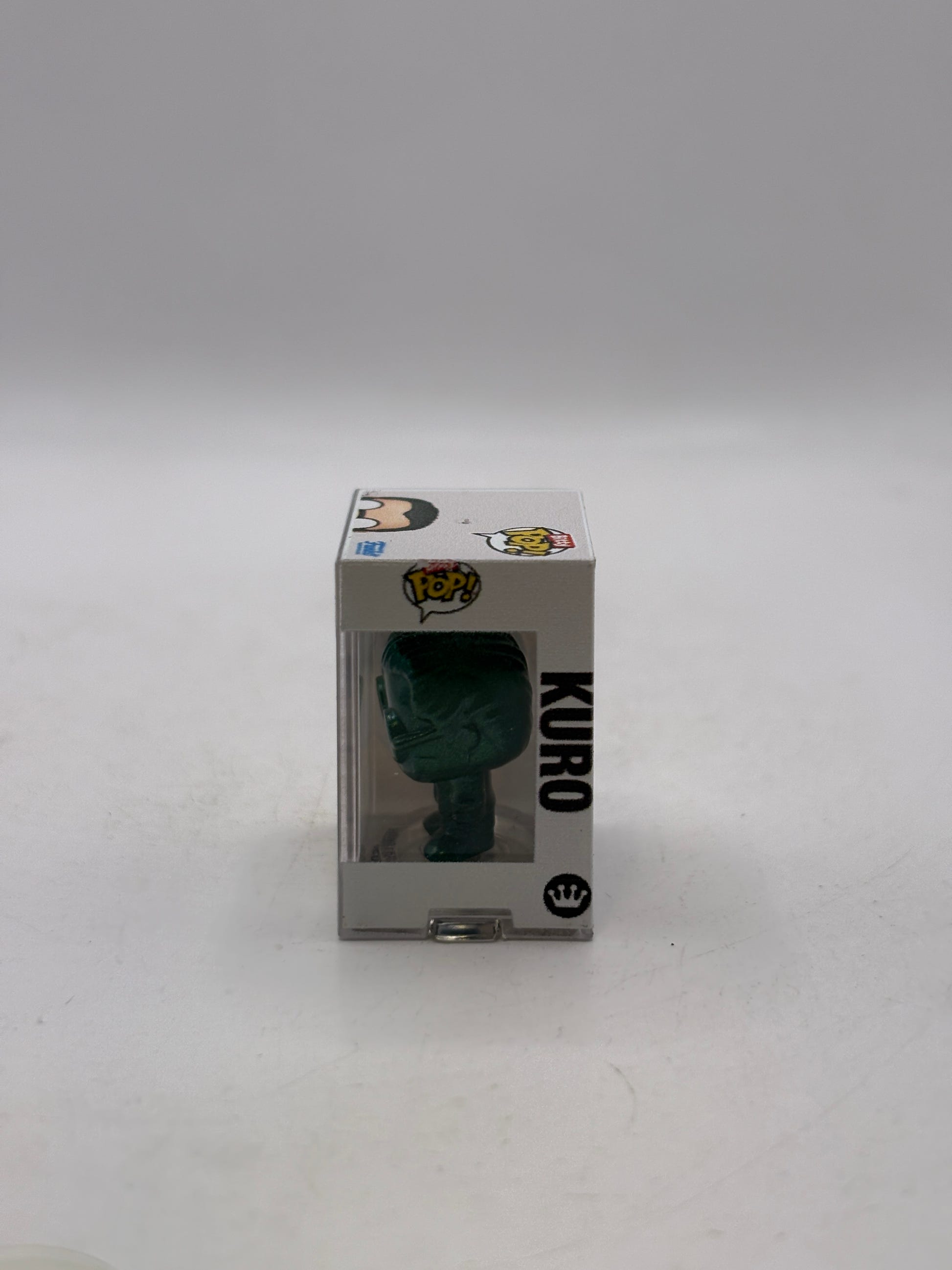 Funko Bitty Pop! One Piece Kuro Glitter Green Hyper Rare 1/32 Chase variant image 2