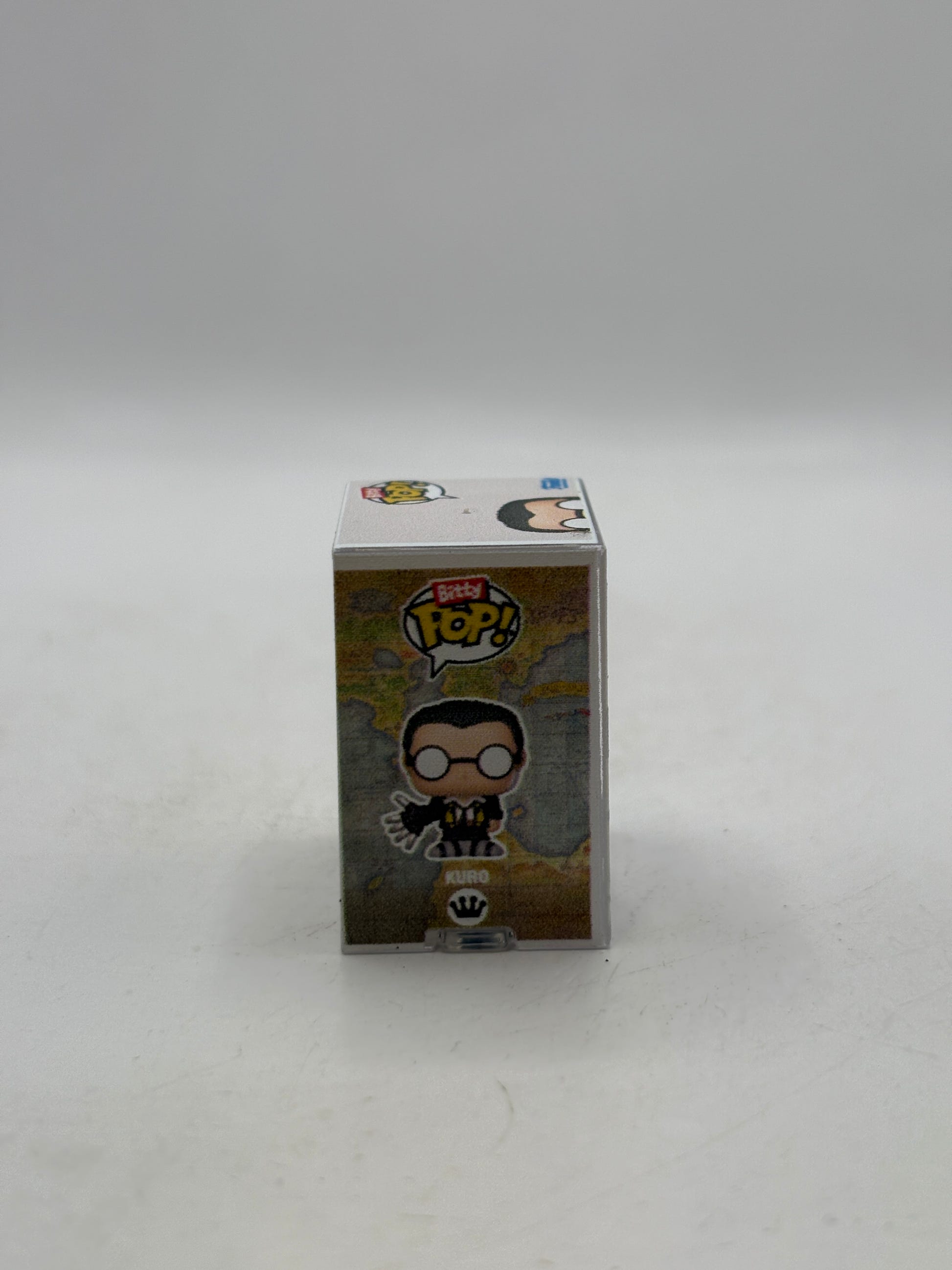 Funko Bitty Pop! One Piece Kuro Glitter Green Hyper Rare 1/32 Chase variant image 4