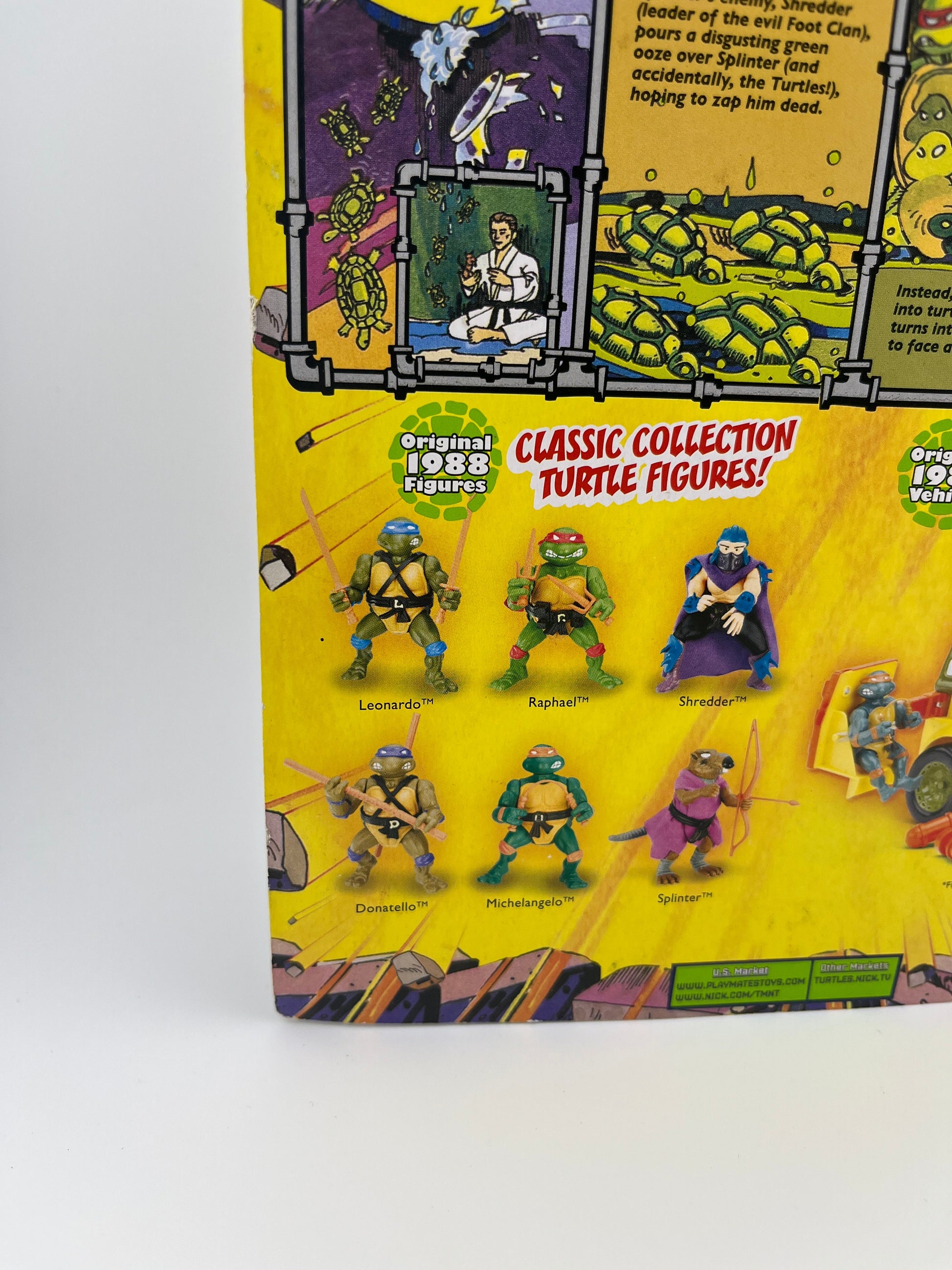 Playmates Classic Teenage Mutant Ninja Turtles TMNT New Reissued 2013 Leonardo FRENLY BRICKS - Open 7 Days