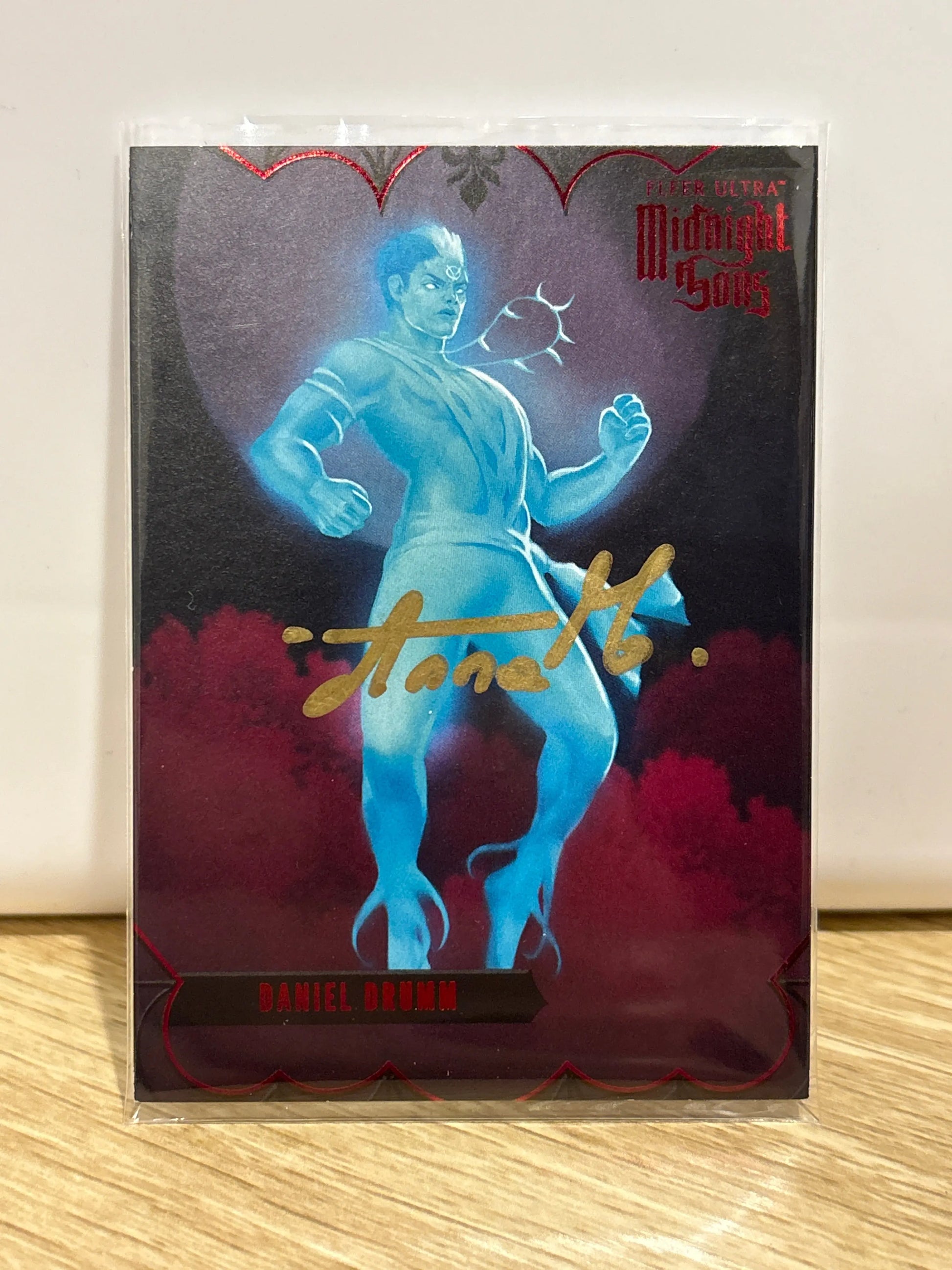 2023 Fleer Ultra Midnight Sons Red /100 Daniel Drumm by Anna Moshak #25 Auto 5vc FRENLY BRICKS - Open 7 Days