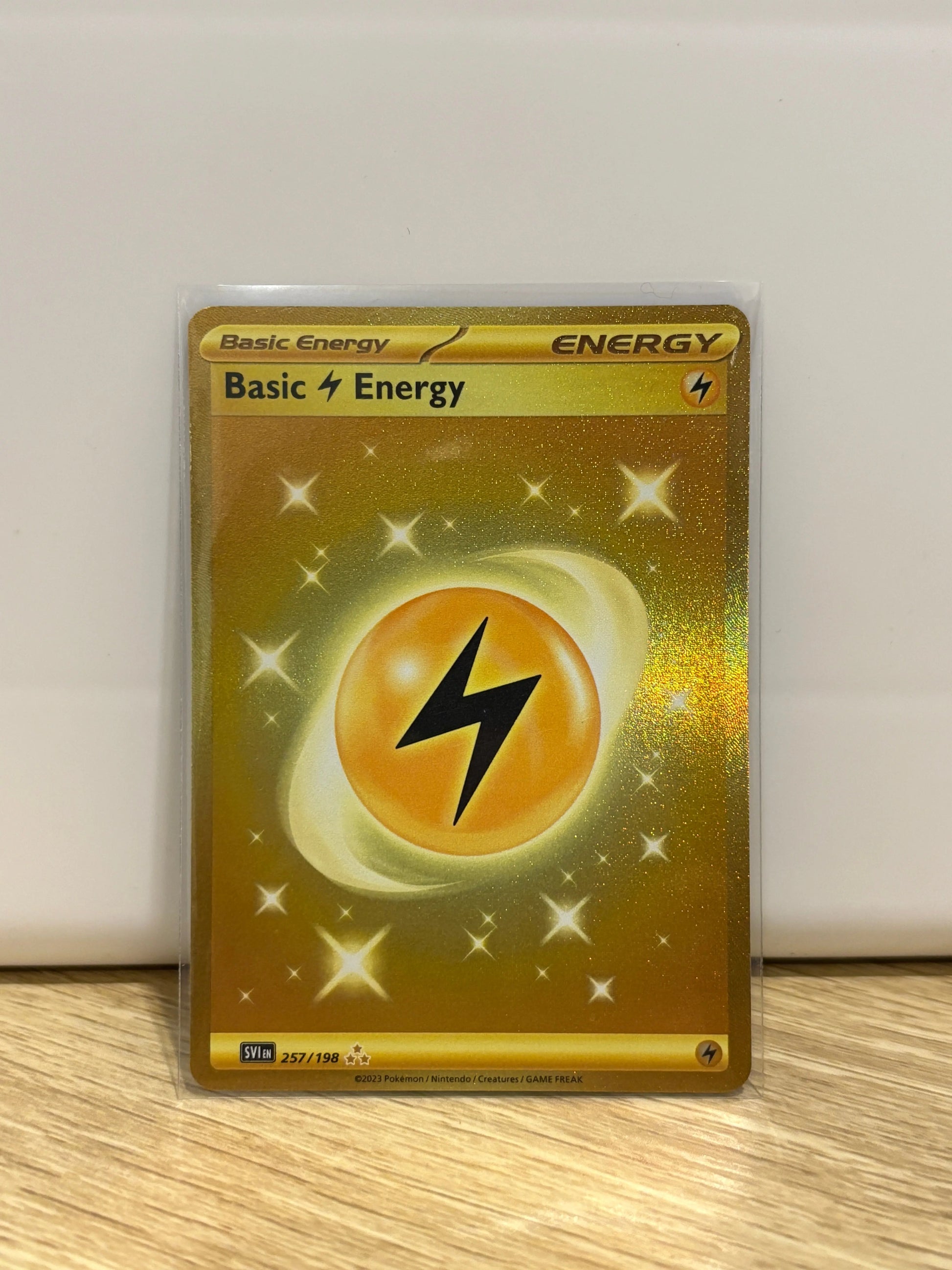 Basic Lightning Energy 257/198 Sv01: Scarlet & Violet Base Set Holo NM FRENLY BRICKS - Open 7 Days