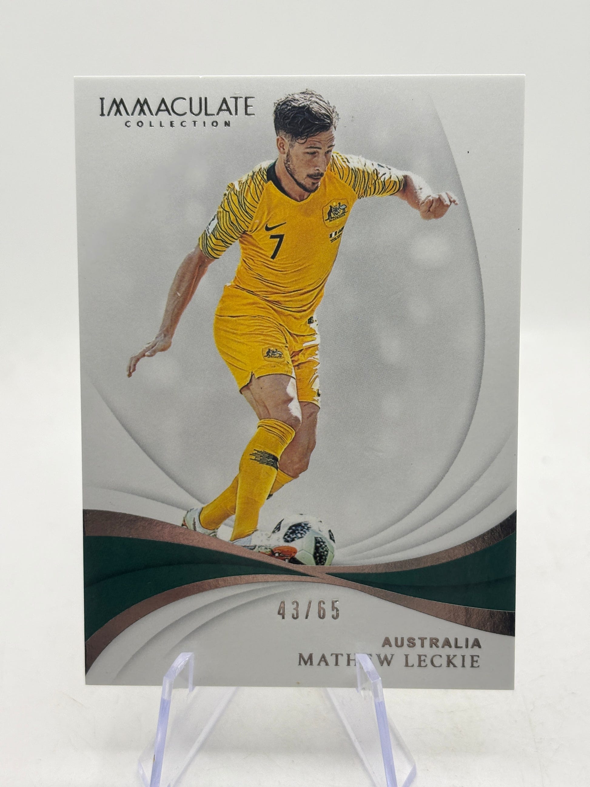 2018-19 Panini Immaculate Collection Soccer - Mathew Leckie #87 /65 FRENLY BRICKS - Open 7 Days image 1
