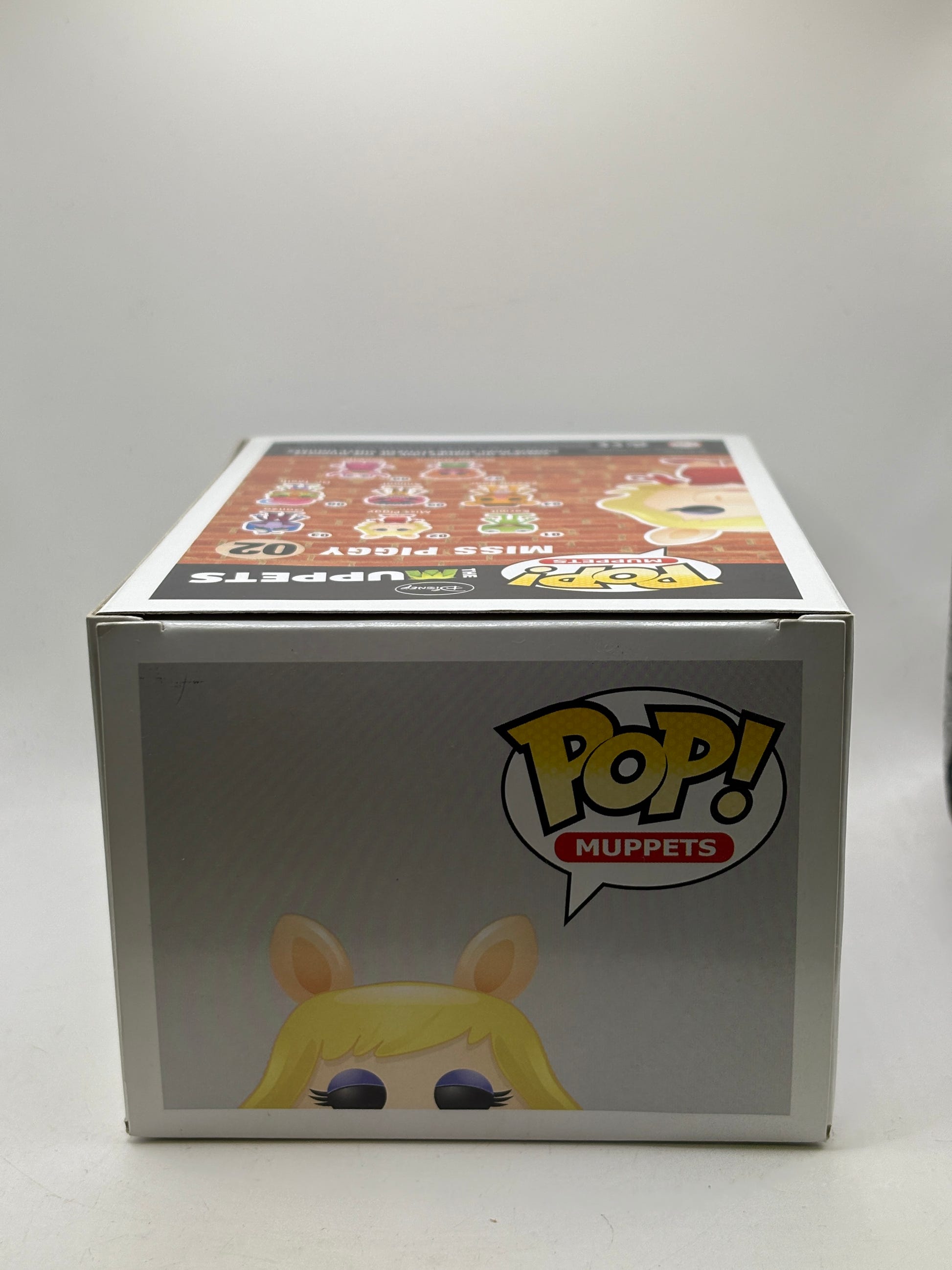 Funko POP! Muppets The Muppets #02 Miss Piggy Vinyl Figure 480 Piece Limited image 5
