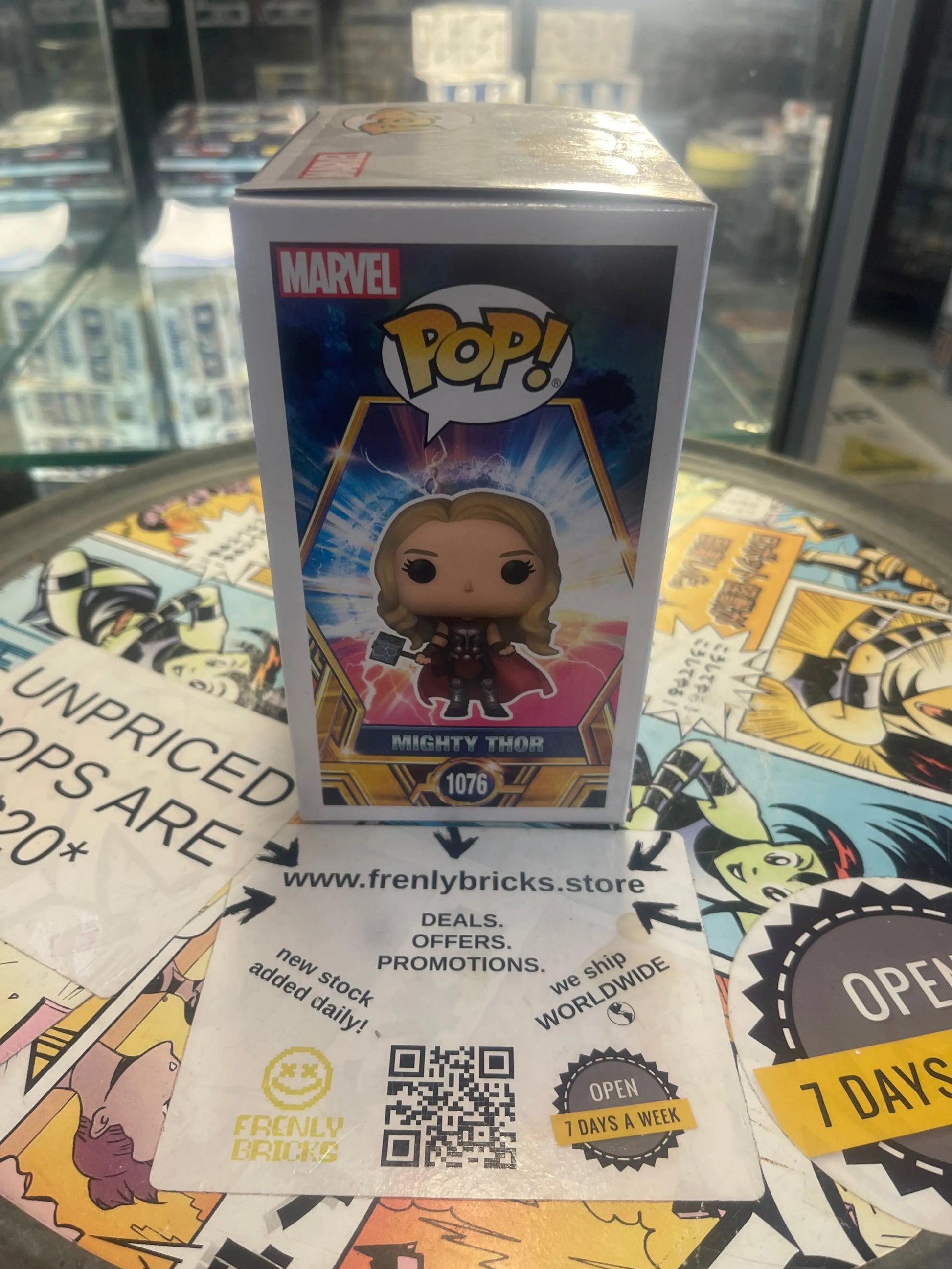 Funko POP! Thor Love and Thunder #1076 Mighty Thor Special Edition FRENLY BRICKS - Open 7 Days
