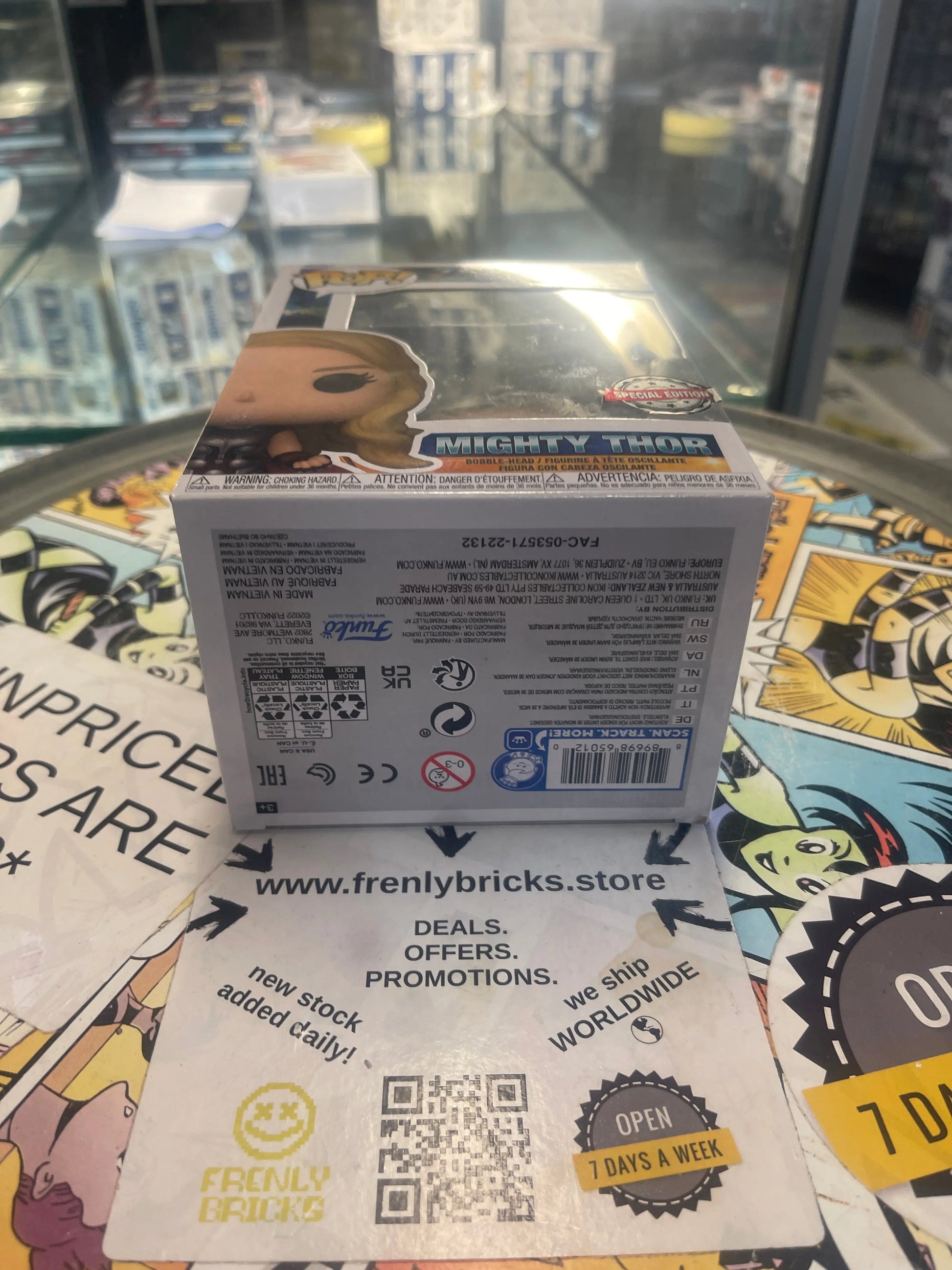 Funko POP! Thor Love and Thunder #1076 Mighty Thor Special Edition FRENLY BRICKS - Open 7 Days