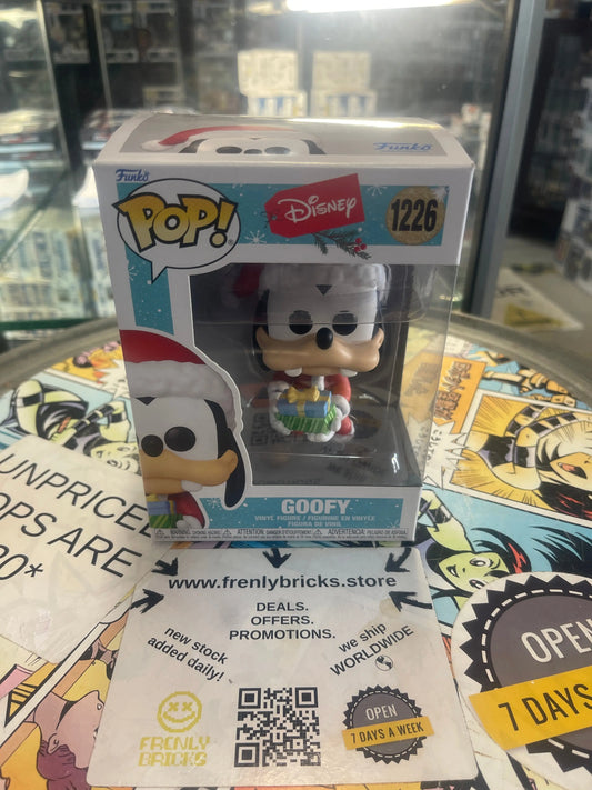 Disney: Holiday - Santa Goofy Pop! Vinyl Figure #1226 FRENLY BRICKS - Open 7 Days
