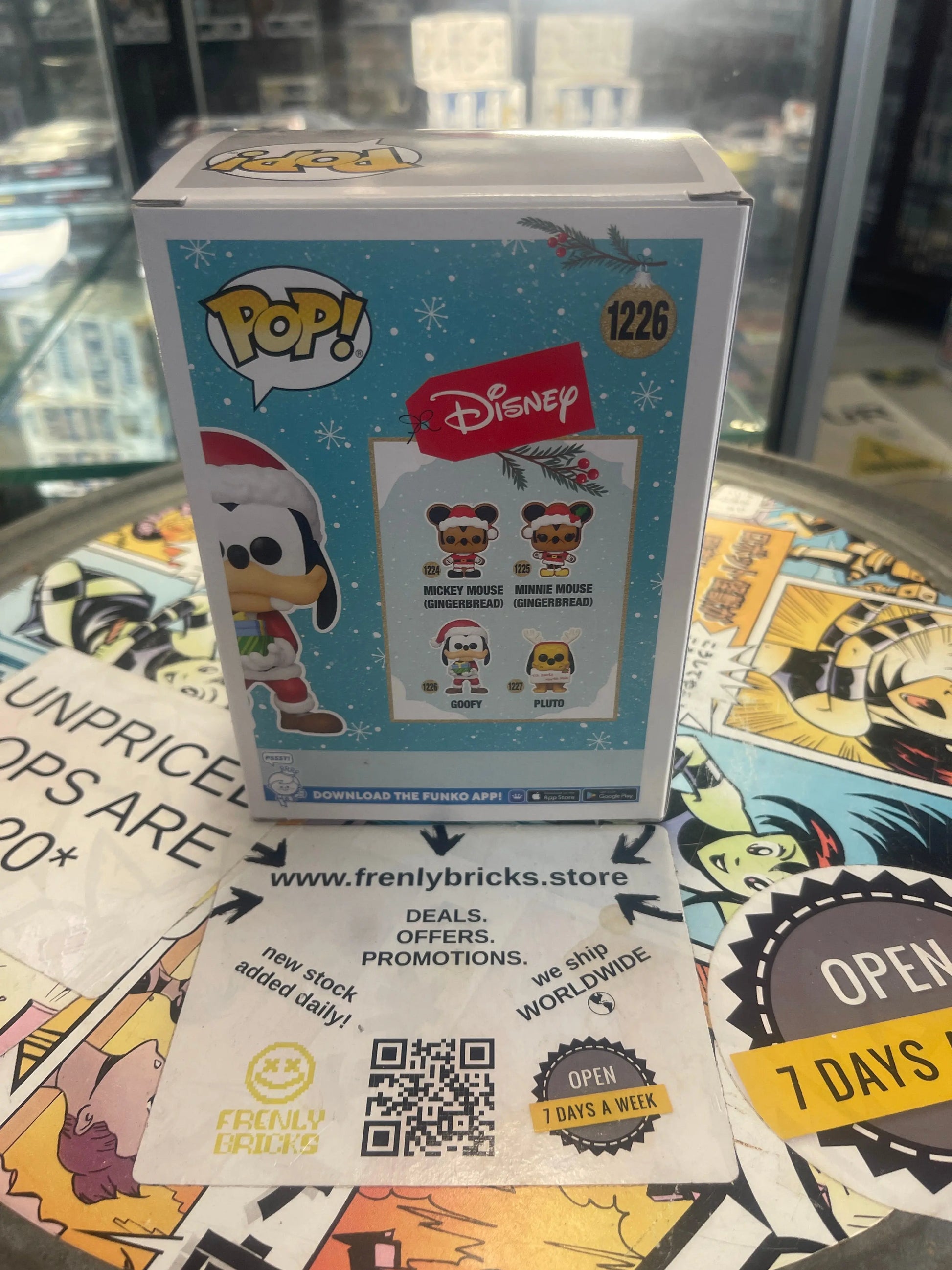 Disney: Holiday - Santa Goofy Pop! Vinyl Figure #1226 FRENLY BRICKS - Open 7 Days