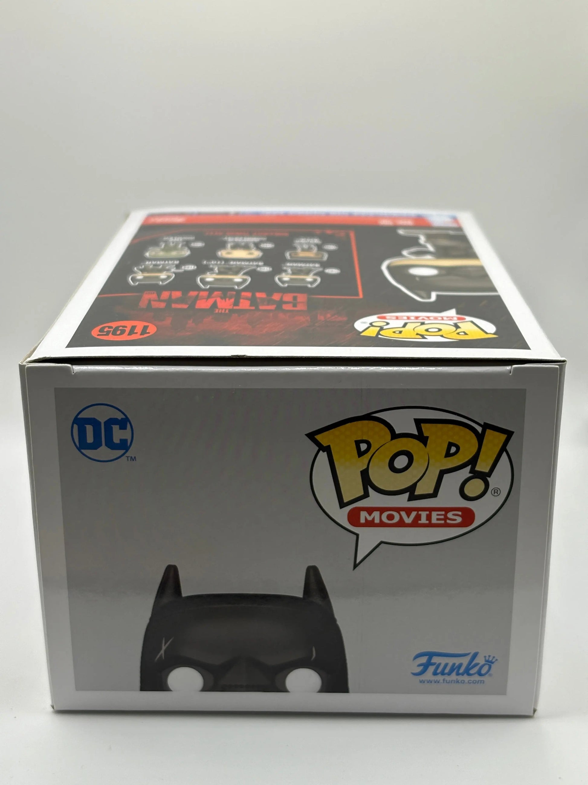 Funko POP! Movies The Batman #1195 Batman Hot Topic Exclusive FRENLY BRICKS - Open 7 Days