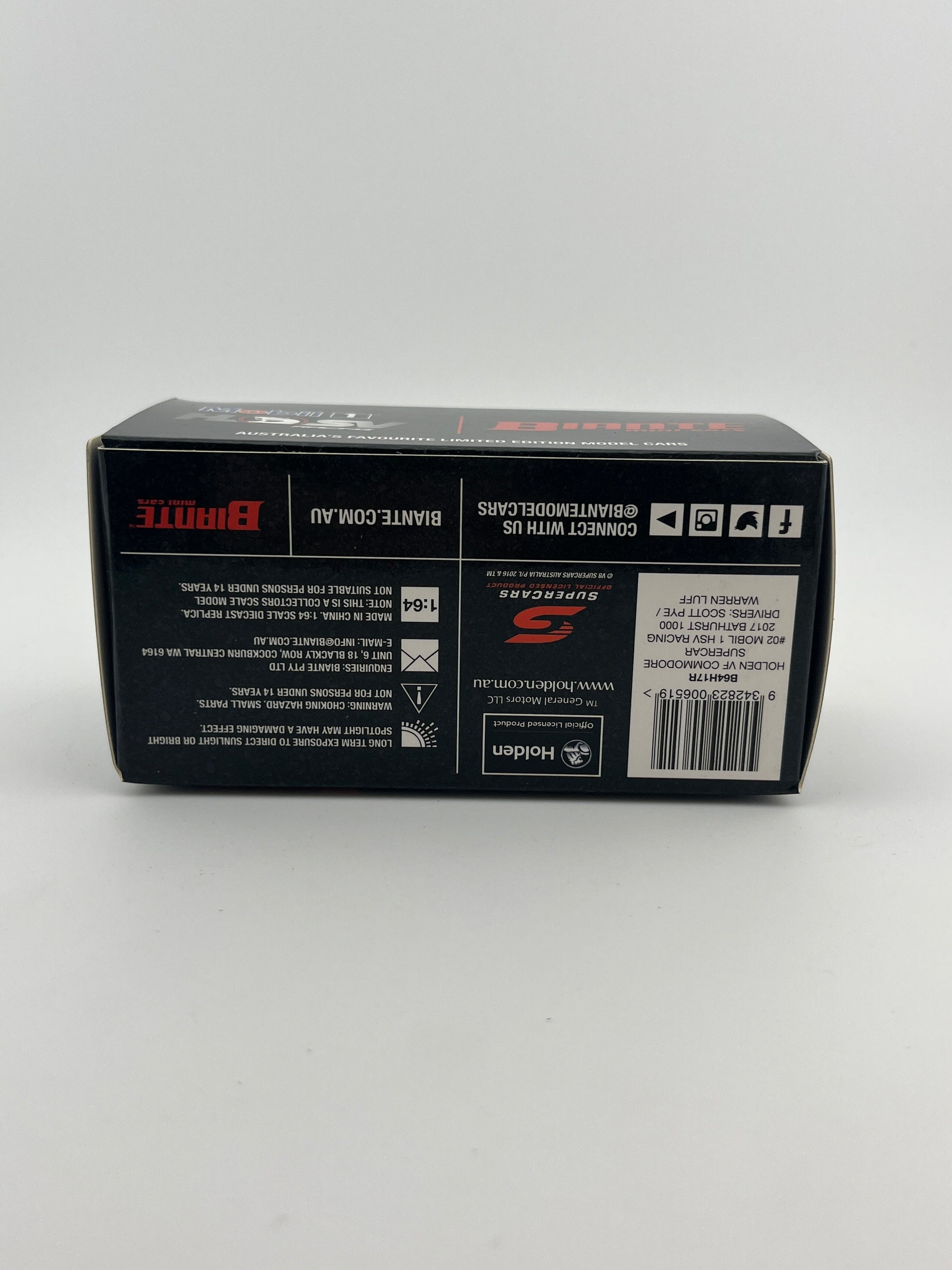 Scott Pye Warren Luff  2017 Bathurst Holden VF Commodore 1/64 model | HRT retro FRENLY BRICKS - Open 7 Days