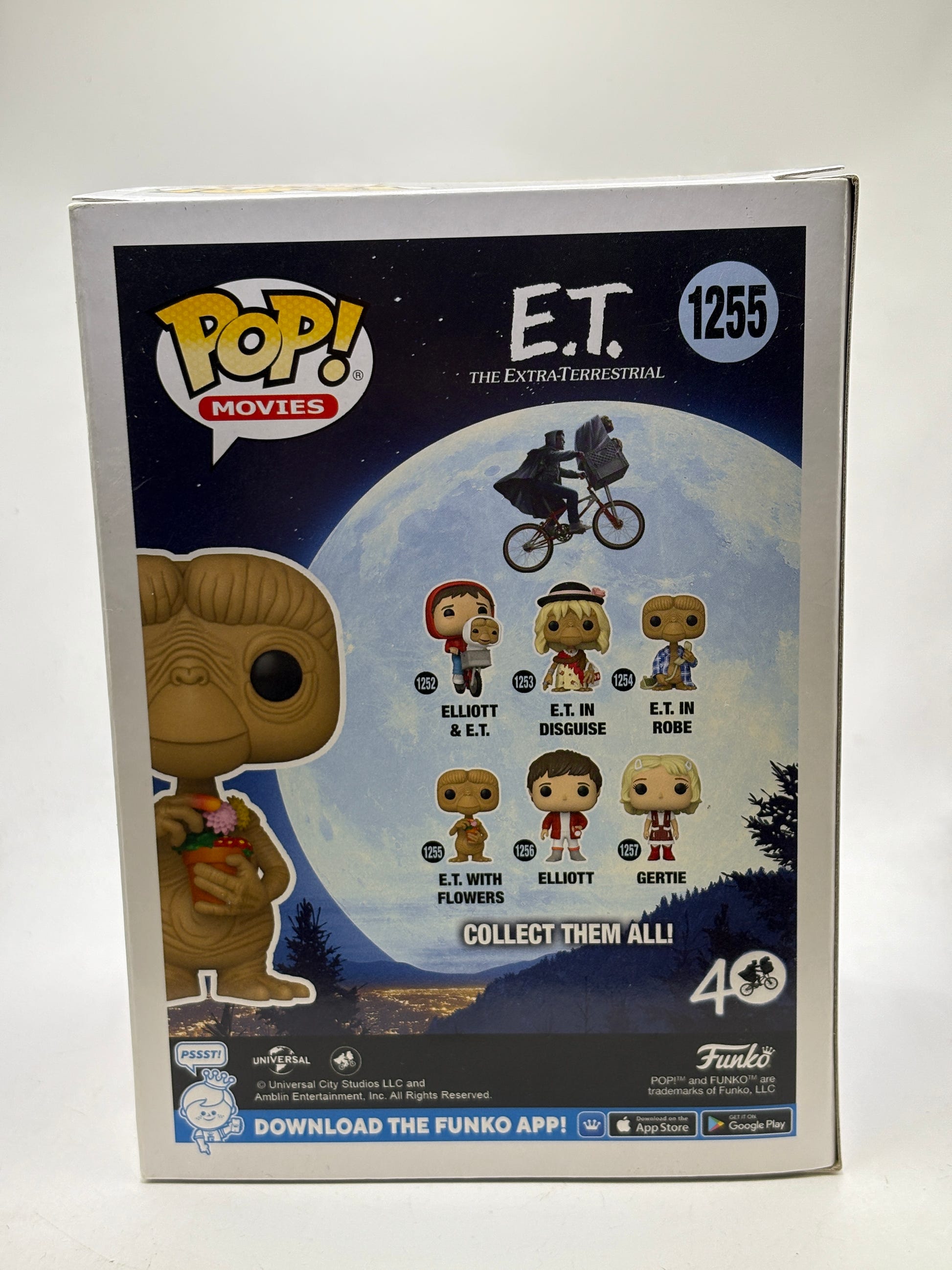 Funko POP! Movies E.T #1255 E.T. with Flowers Vinyl Figure image 3