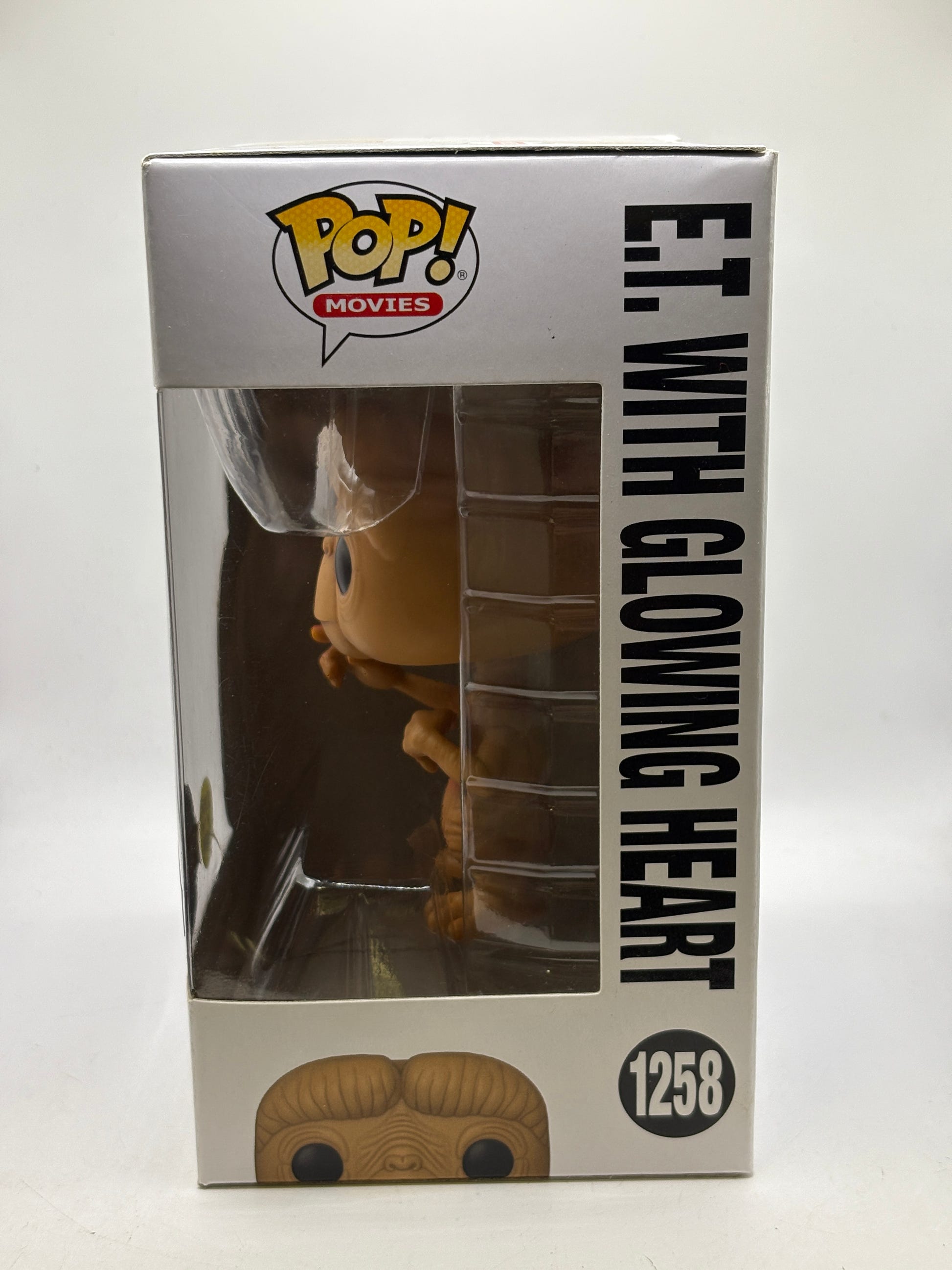 Funko POP! Movies E.T #1258 E.T With Glowing Heart Glow Special Edition image 2