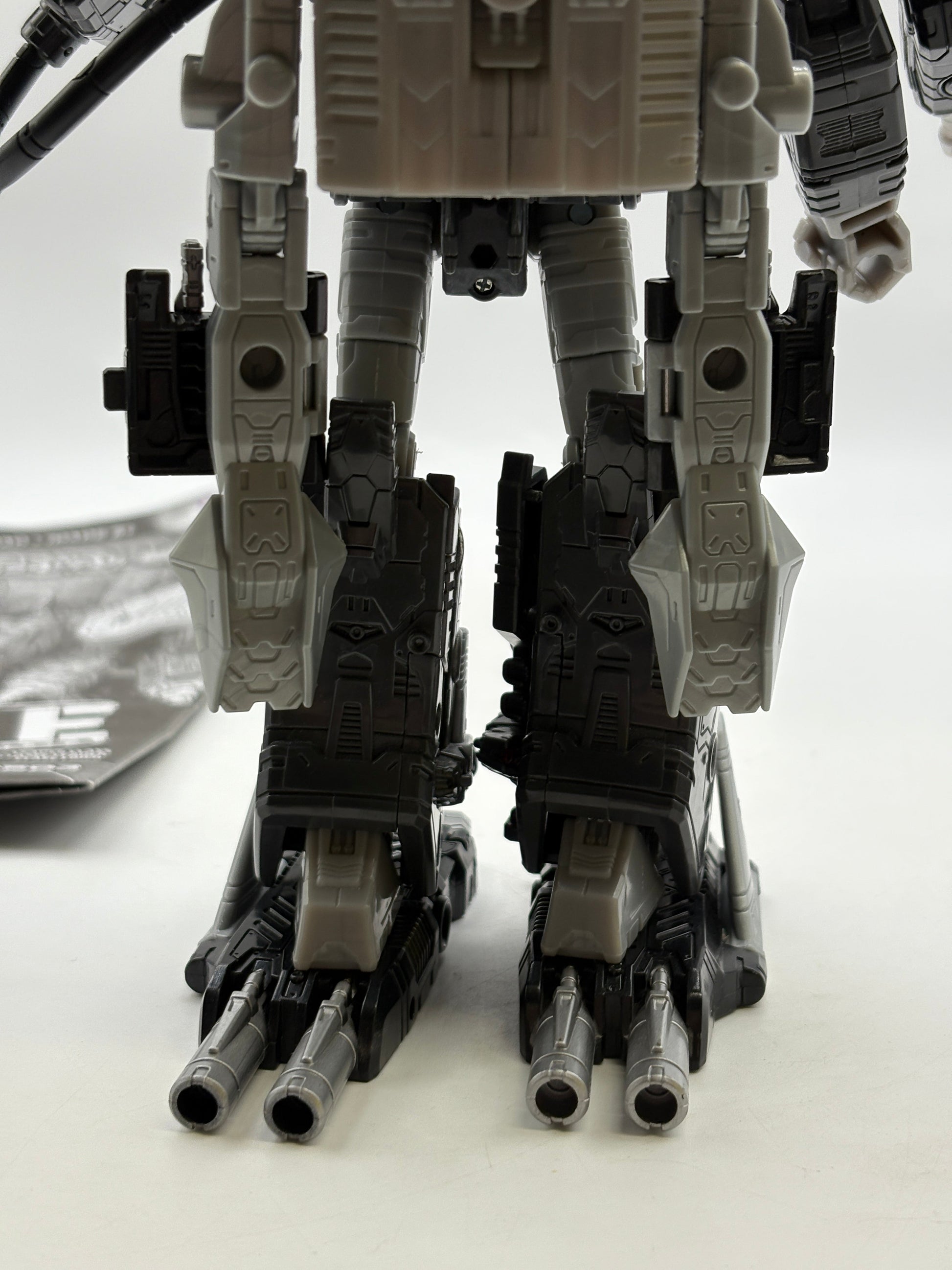 Transformers Legacy Selects Leader Galactic Man Shockwave Loose FRENLY BRICKS - Open 7 Days