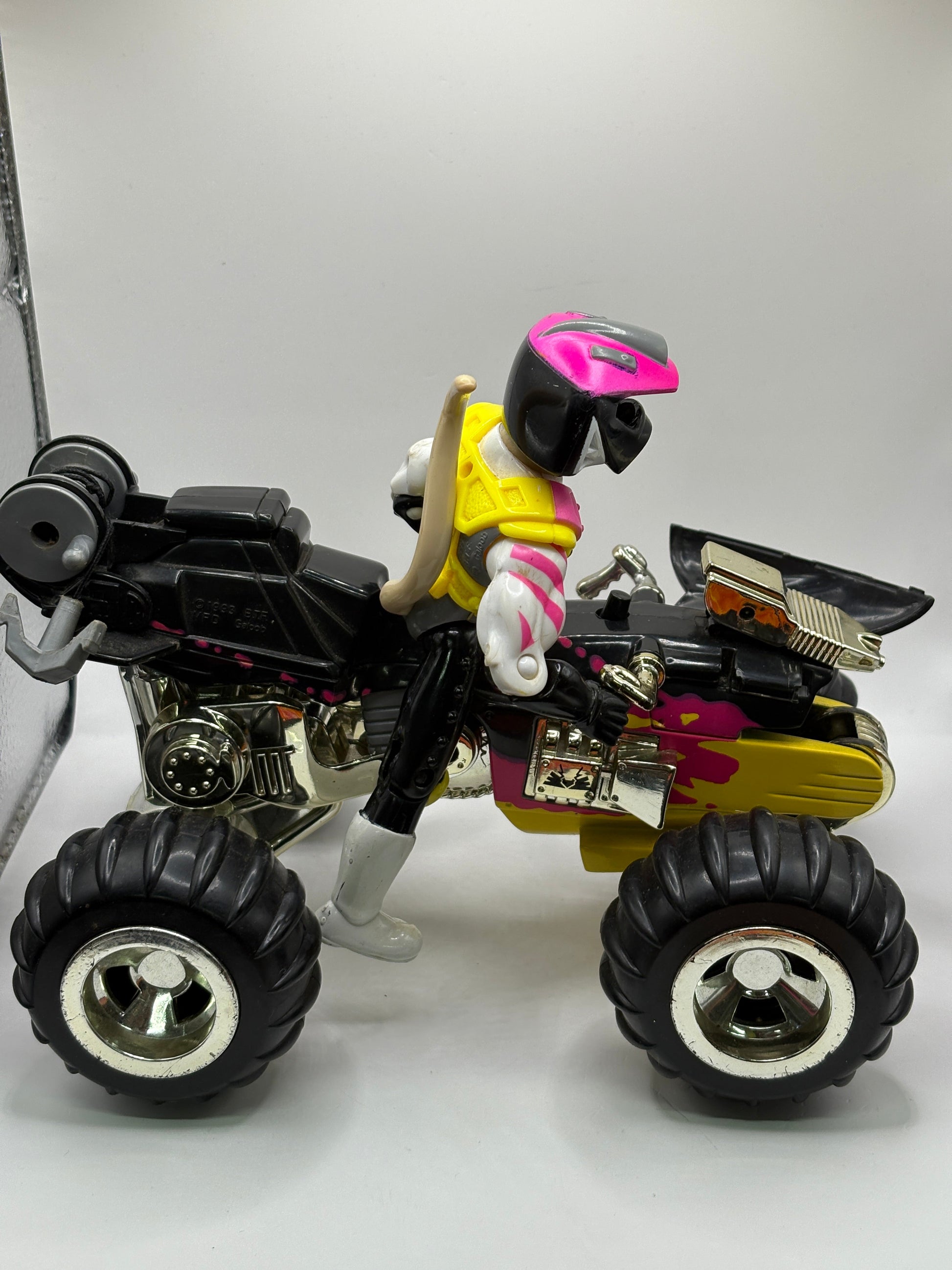 Biker Bro's Rock Rippin Vinnie 1994 Biker Mice From Mars Figure FRENLY BRICKS - Open 7 Days