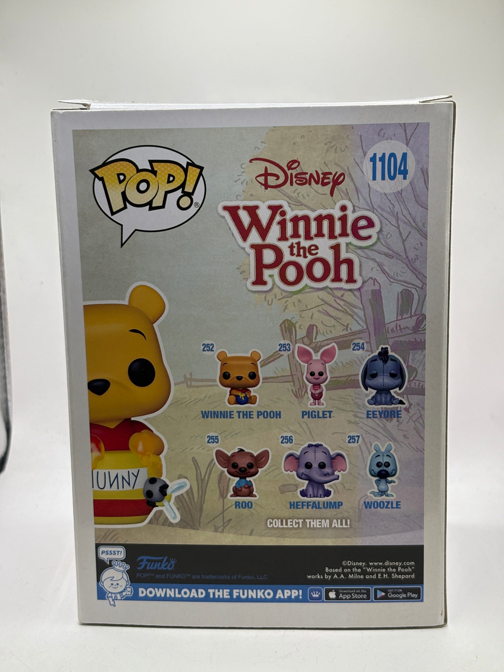 Funko POP! Disney Winnie the Pooh #1104 Winnie the Pooh Special Edition DMG image 3