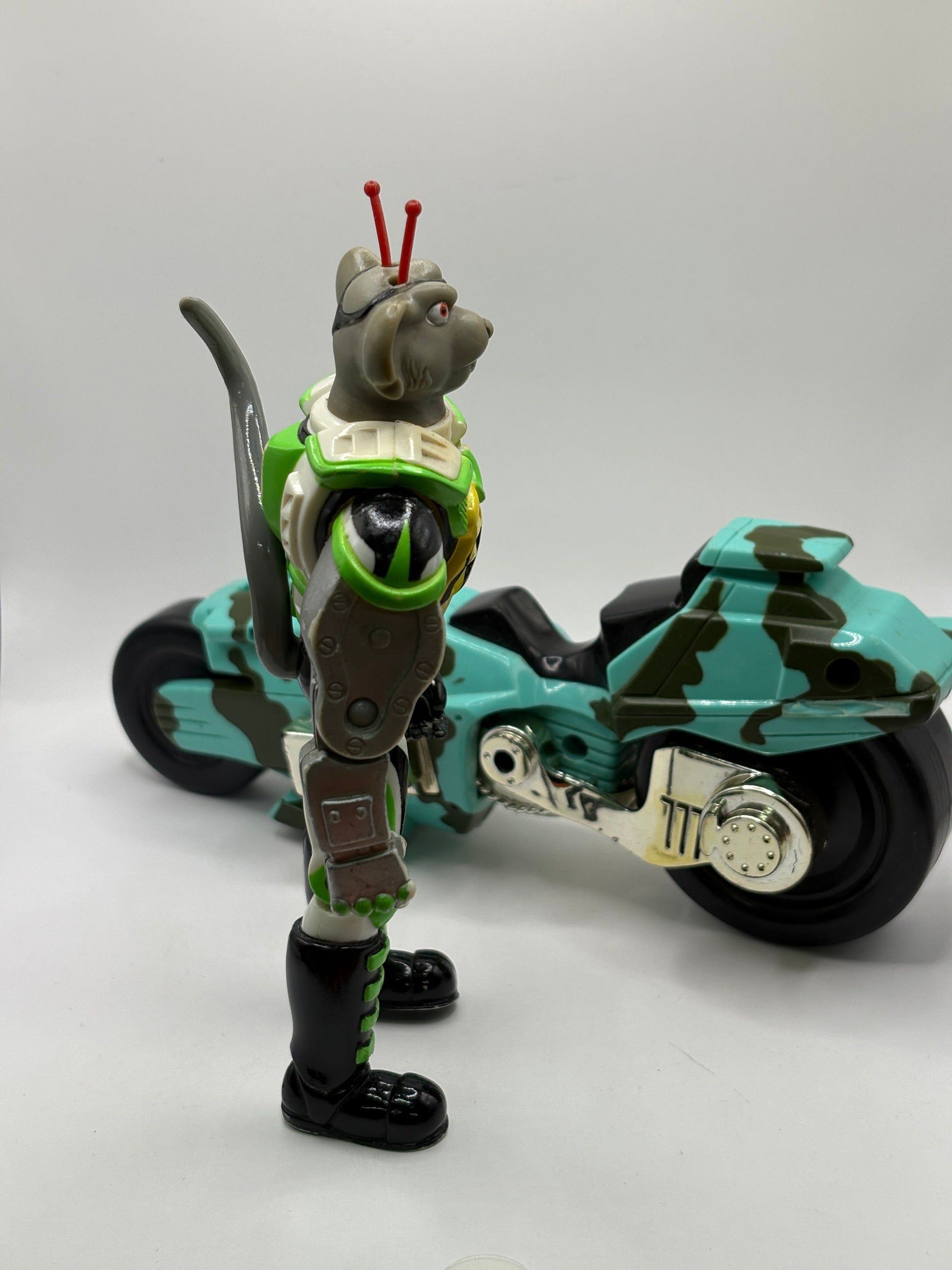 Vintage Biker Mice from Mars Action Figure & Bike Green *Incomplete FRENLY BRICKS - Open 7 Days