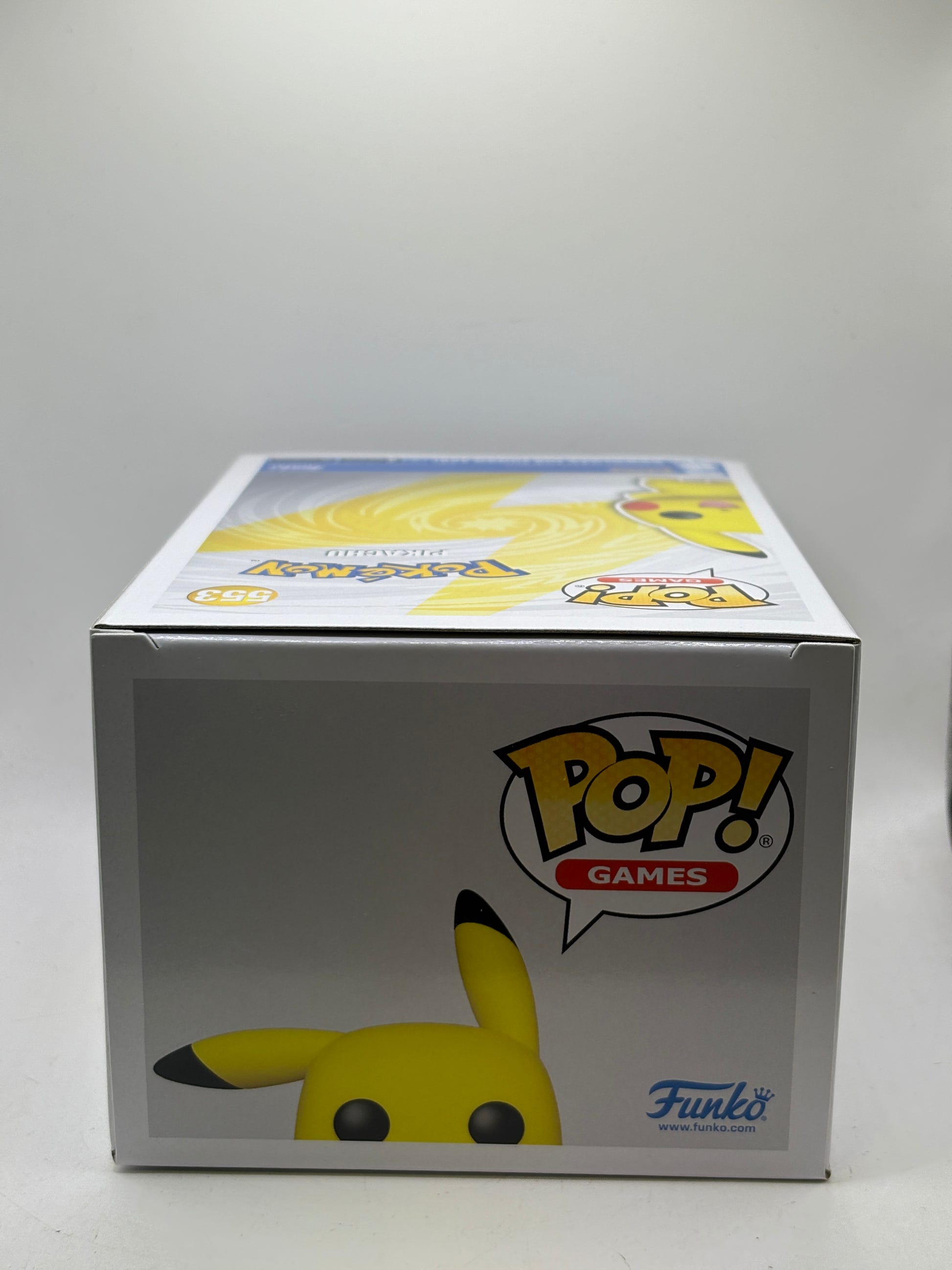 Funko POP! Games Pokemon #553 Pikachu Flocked Special Edition image 5