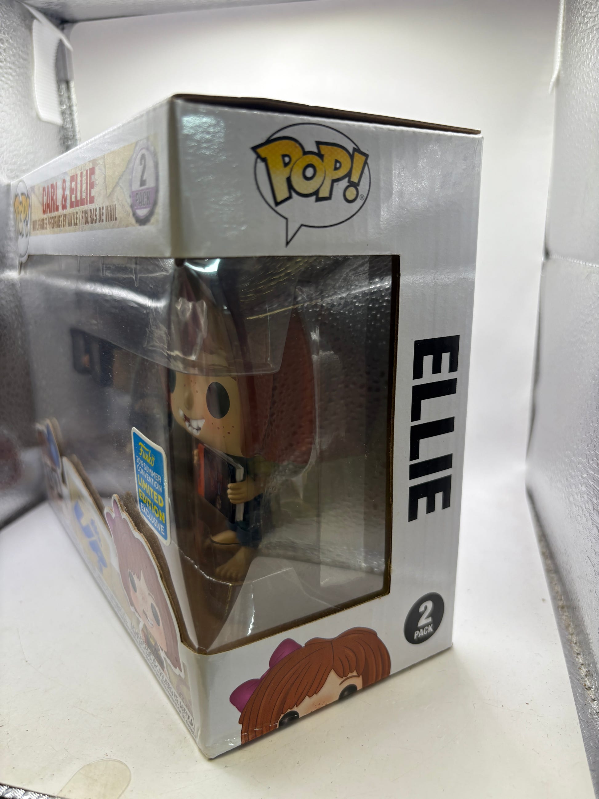 Funko POP! Disney UP 2 Pack Carl & Ellie 2019 Summer Limited Edition Sun DMG image 2
