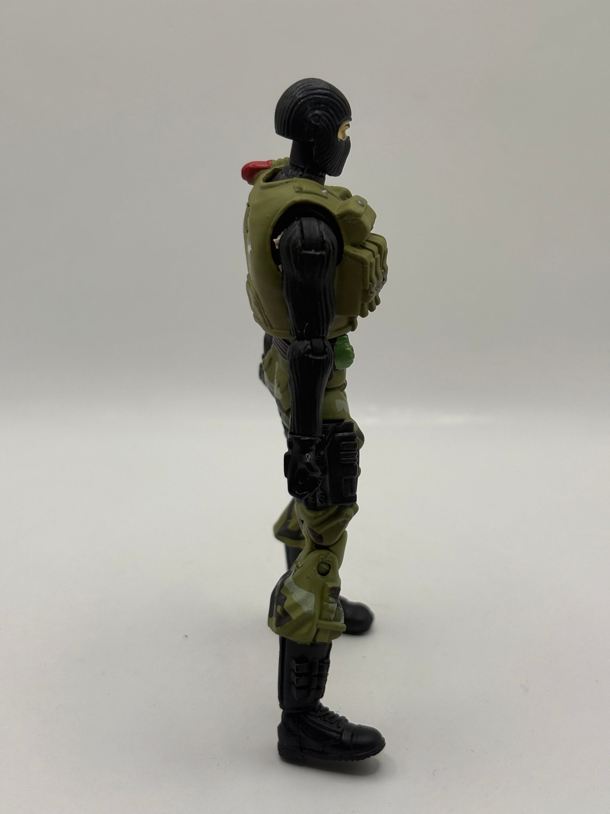 G.I.Joe Action Figure Beachhead 25th Anniversary Loose Incomplete FRENLY BRICKS - Open 7 Days