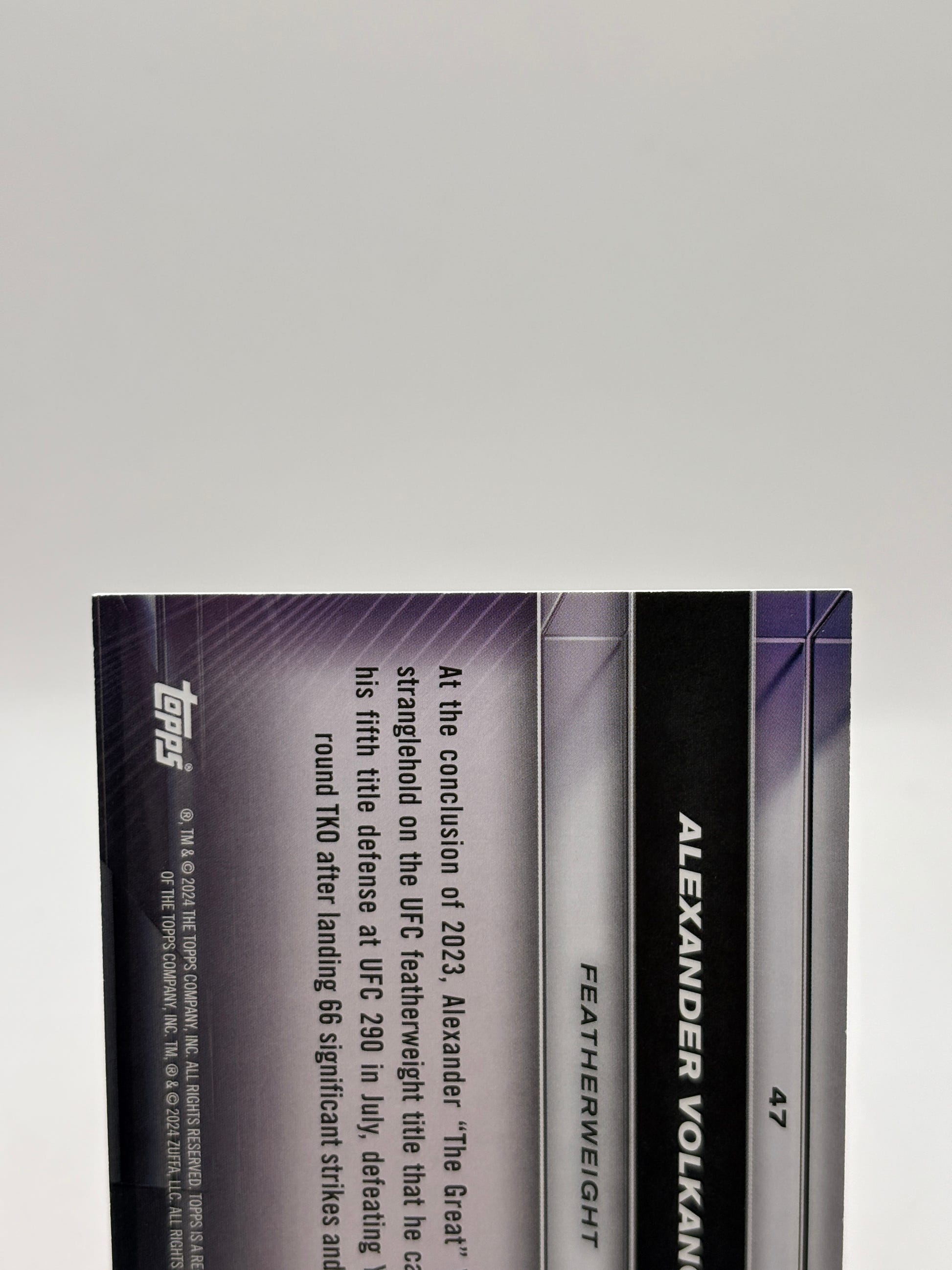 Alexander Volkanovski 2024 Topps UFC Knockout /125 Holo Silver #47 SP MMA image 3