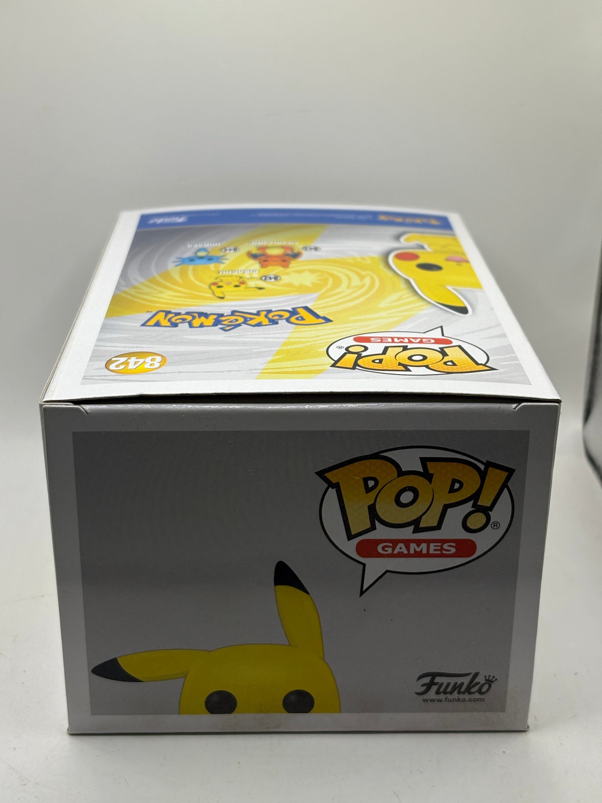 Funko POP! Games Pokemon #842 Pikachu Diamond 2021 Fall Con FRENLY BRICKS - Open 7 Days image 5