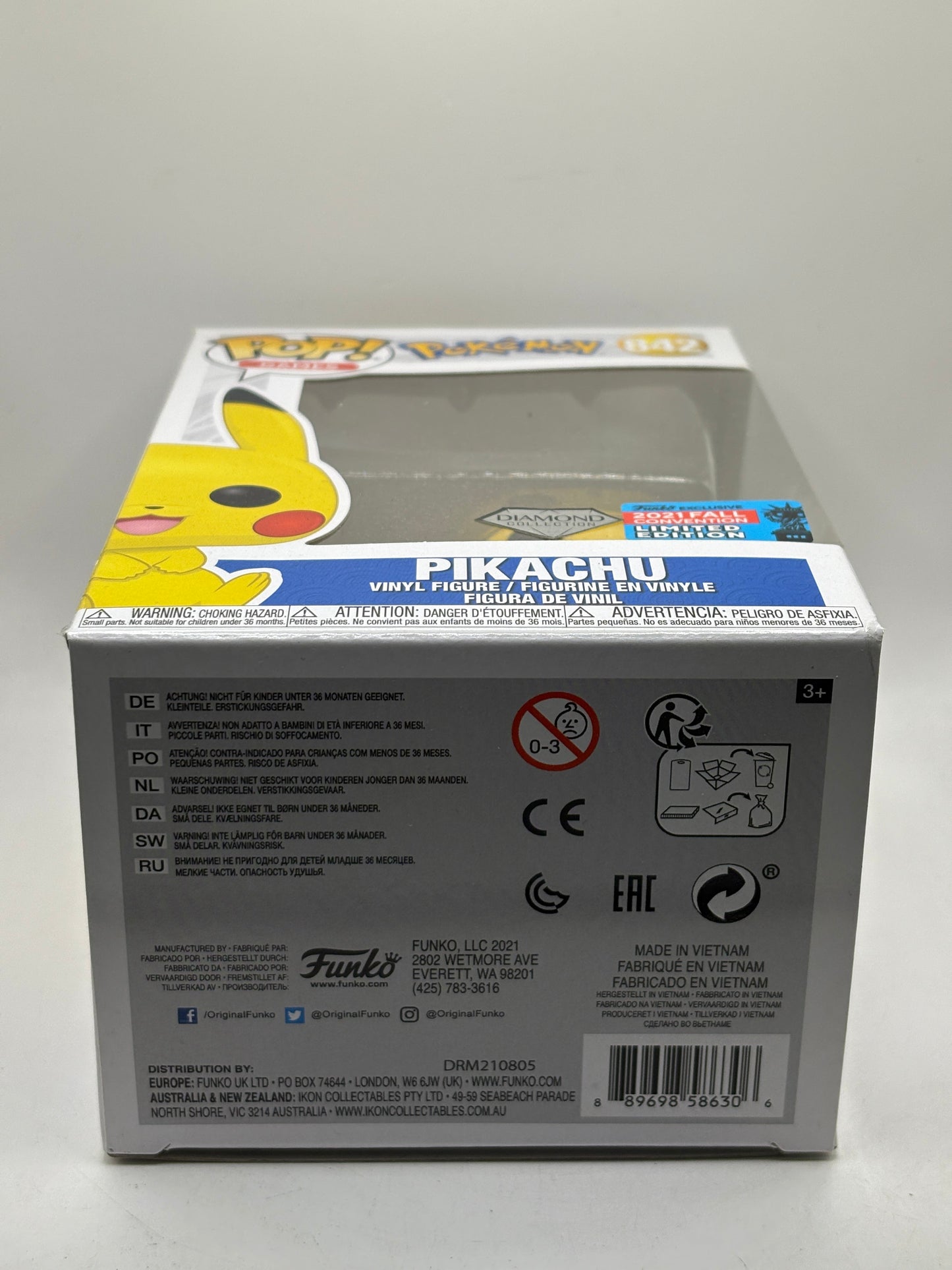 Funko POP! Games Pokemon #842 Pikachu Diamond 2021 Fall Con FRENLY BRICKS - Open 7 Days