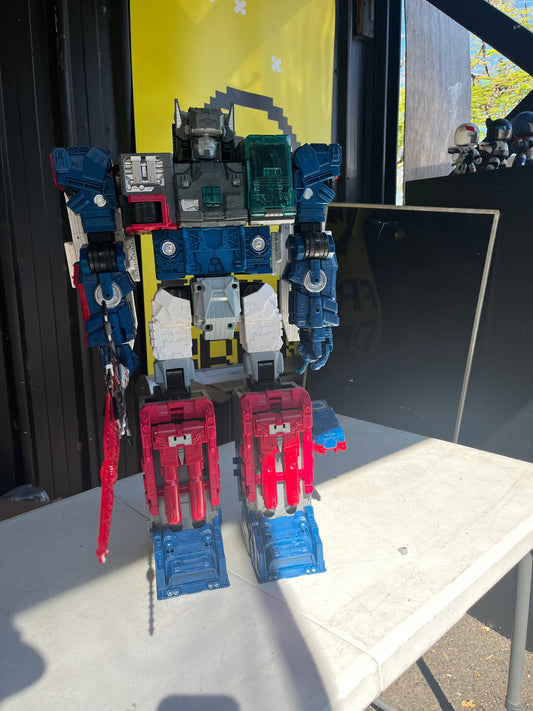 Transformers Titans Return "FORTRESS MAXIMUS" Titan Class Generations Figure FRENLY BRICKS - Open 7 Days