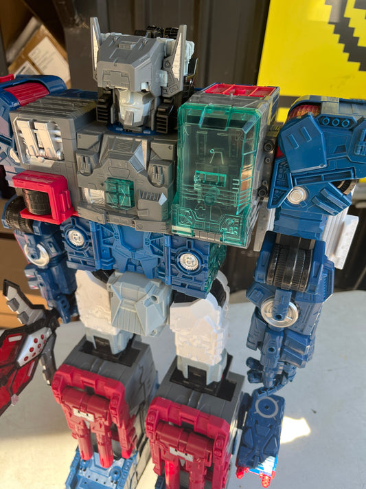 Transformers Titans Return "FORTRESS MAXIMUS" Titan Class Generations Figure FRENLY BRICKS - Open 7 Days