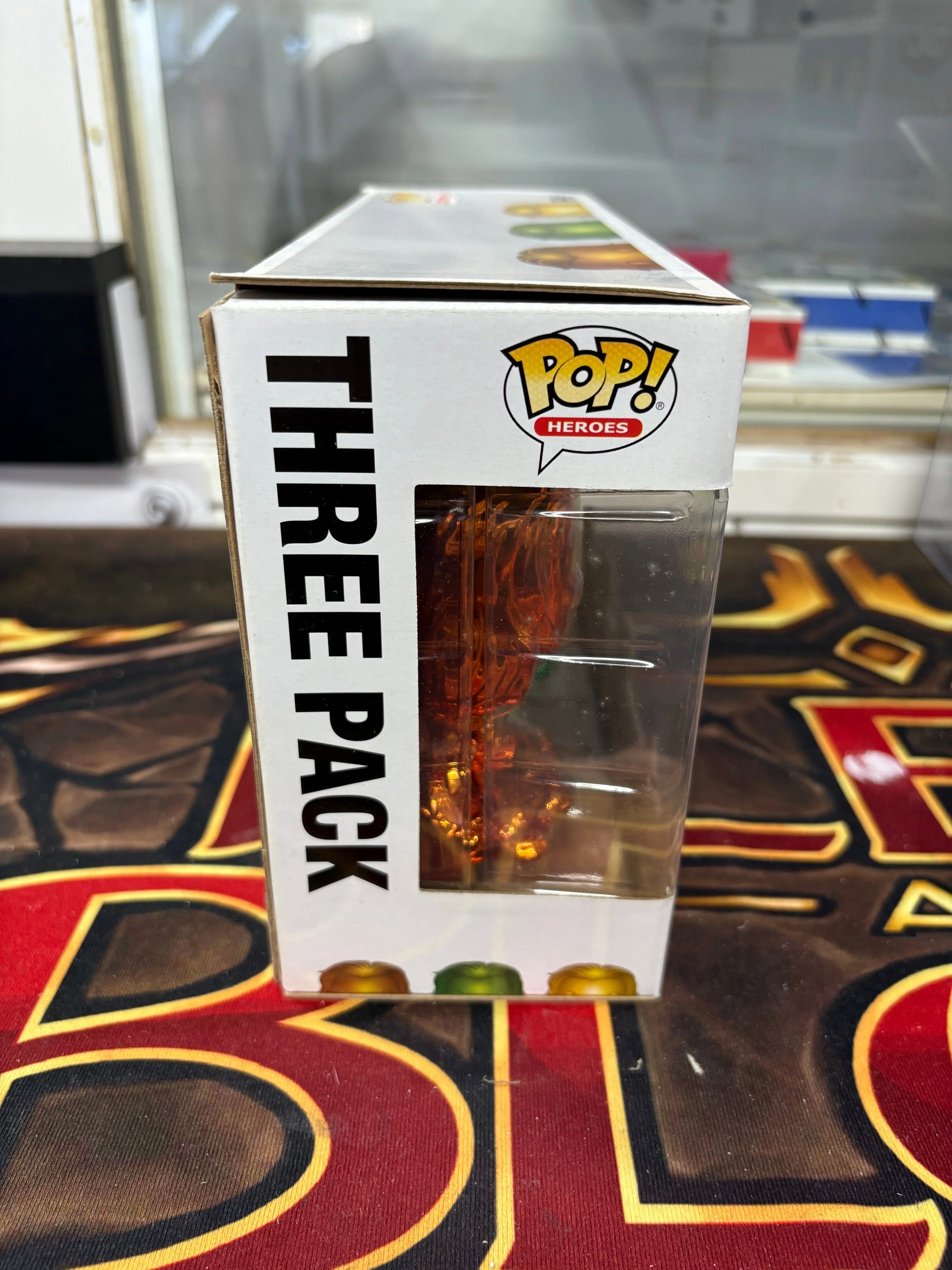 Funko Pop Vinyls Aquaman, Arthur Curry in Hero Suit, Popcultcha, 3 Pack FRENLY BRICKS - Open 7 Days