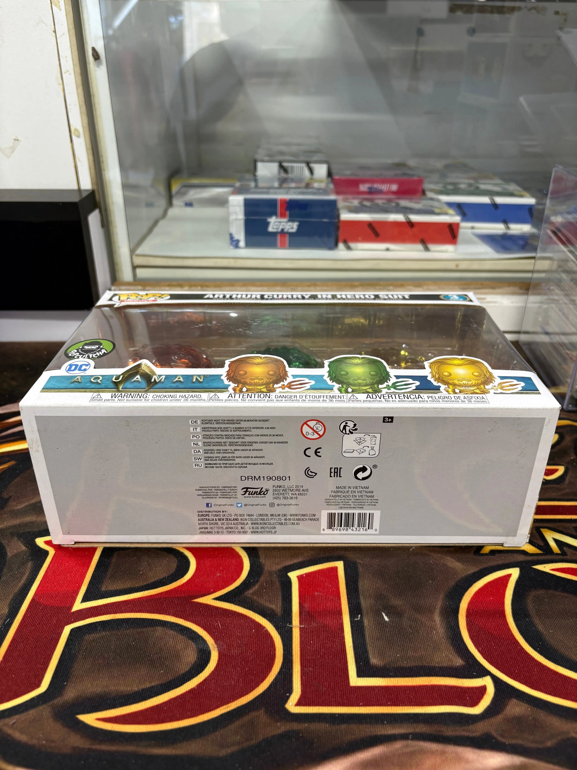 Funko Pop Vinyls Aquaman, Arthur Curry in Hero Suit, Popcultcha, 3 Pack FRENLY BRICKS - Open 7 Days