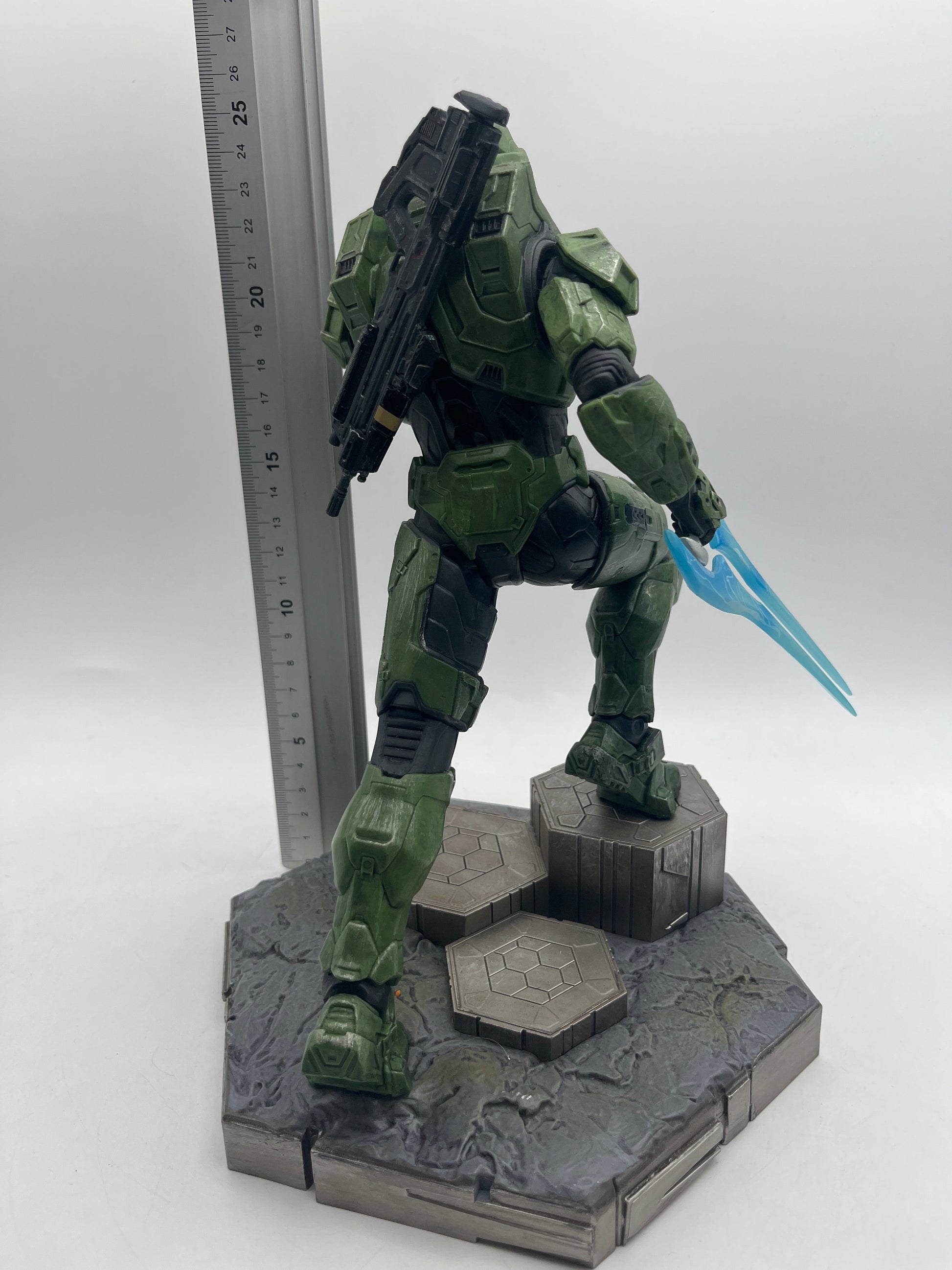 Dark Horse Halo Infinite Master Chief with Grappleshot 10" PVC Statue Not In Box FRENLY BRICKS - Open 7 Days