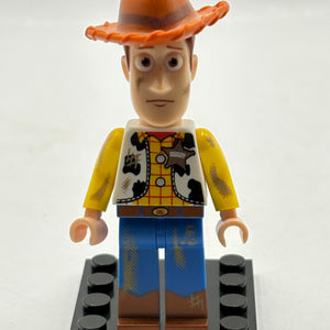 LEGO 7596 Toy Story 3 Minifigure Lot: Dirty Hamm (w/ Plug & Coin), Lotso, Woody FRENLY BRICKS - Open 7 Days