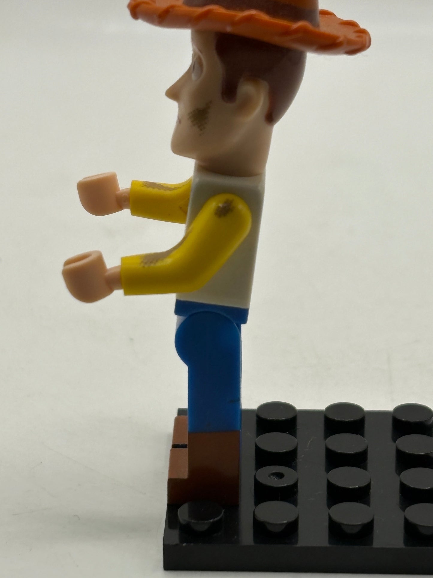 LEGO 7596 Toy Story 3 Minifigure Lot: Dirty Hamm (w/ Plug & Coin), Lotso, Woody FRENLY BRICKS - Open 7 Days