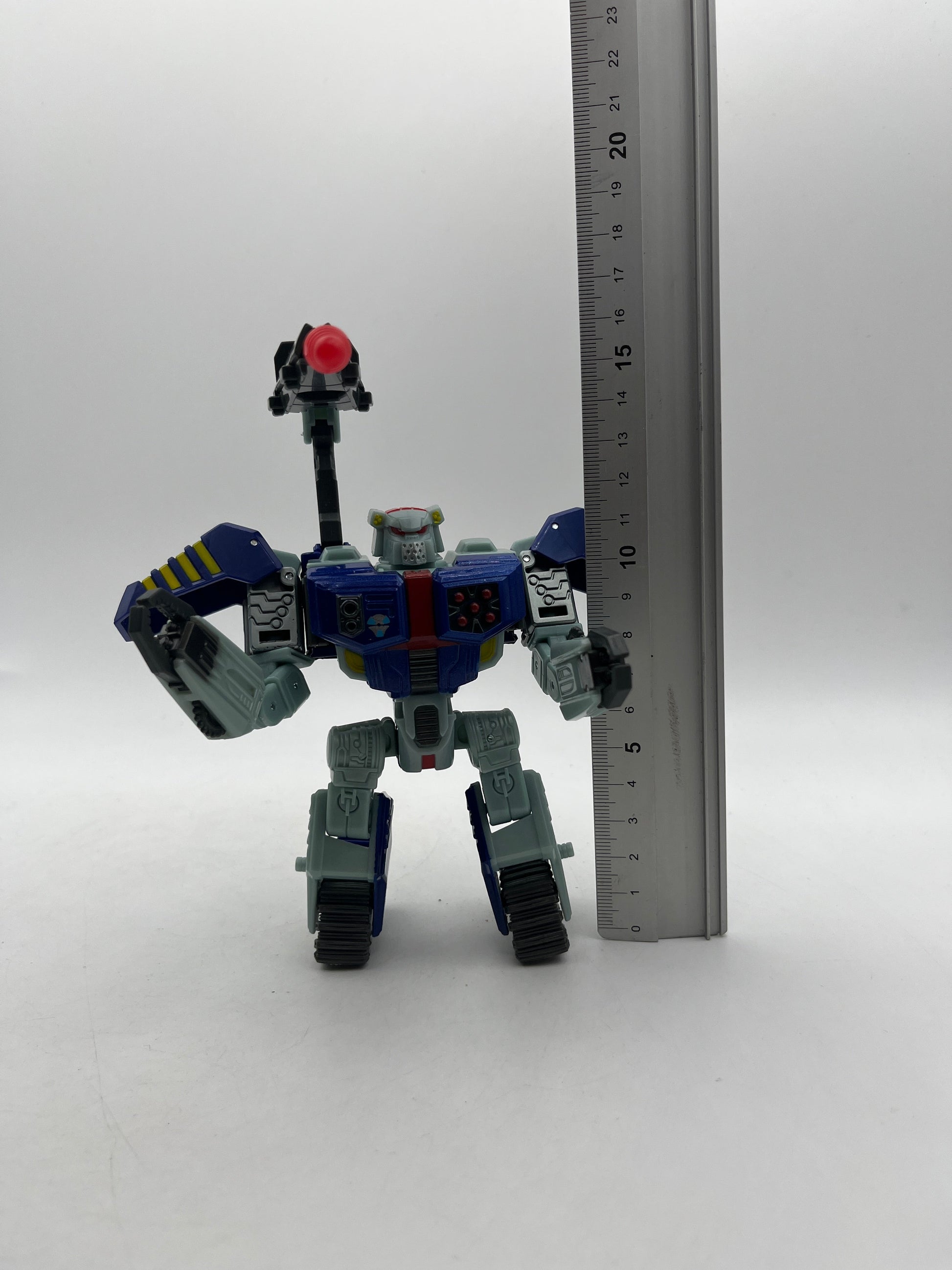 Transformers Generations Deluxe Class Figure: Tankor Rare Toy +combinedshipping FRENLY BRICKS - Open 7 Days