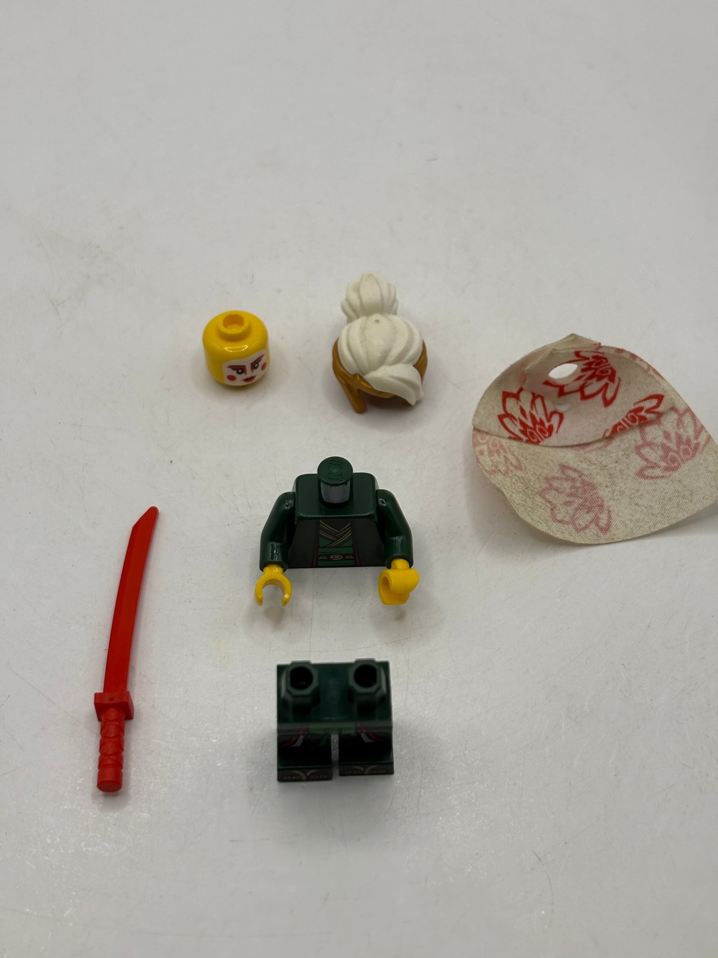 LEGO Ninjago Princess Harumi Minifigure 70643 Sons of Garmadon Cape FRENLY BRICKS - Open 7 Days