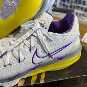 NIKE LEBRON XVII 17 LOW LAKERS BASKETBALL SHOES WHITE RARE CD5007-102 (SIZE 10) used FRENLY BRICKS - Open 7 Days